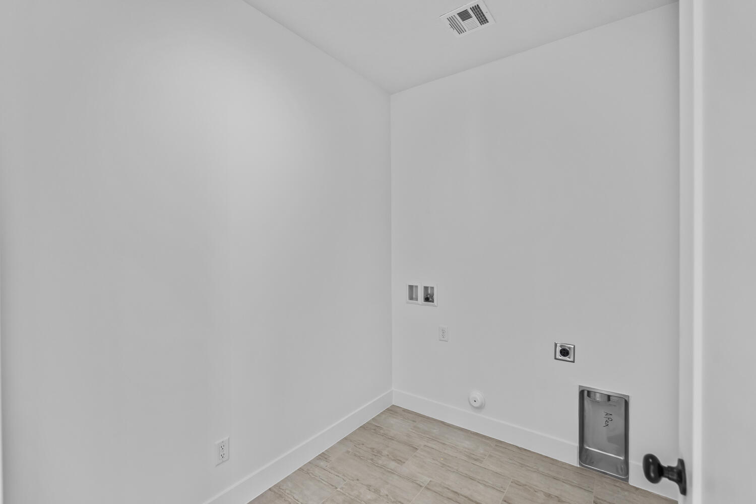 DIXIE HEIGHTS - Residential