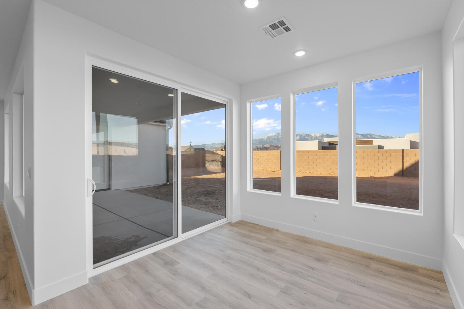 DIXIE HEIGHTS - Residential