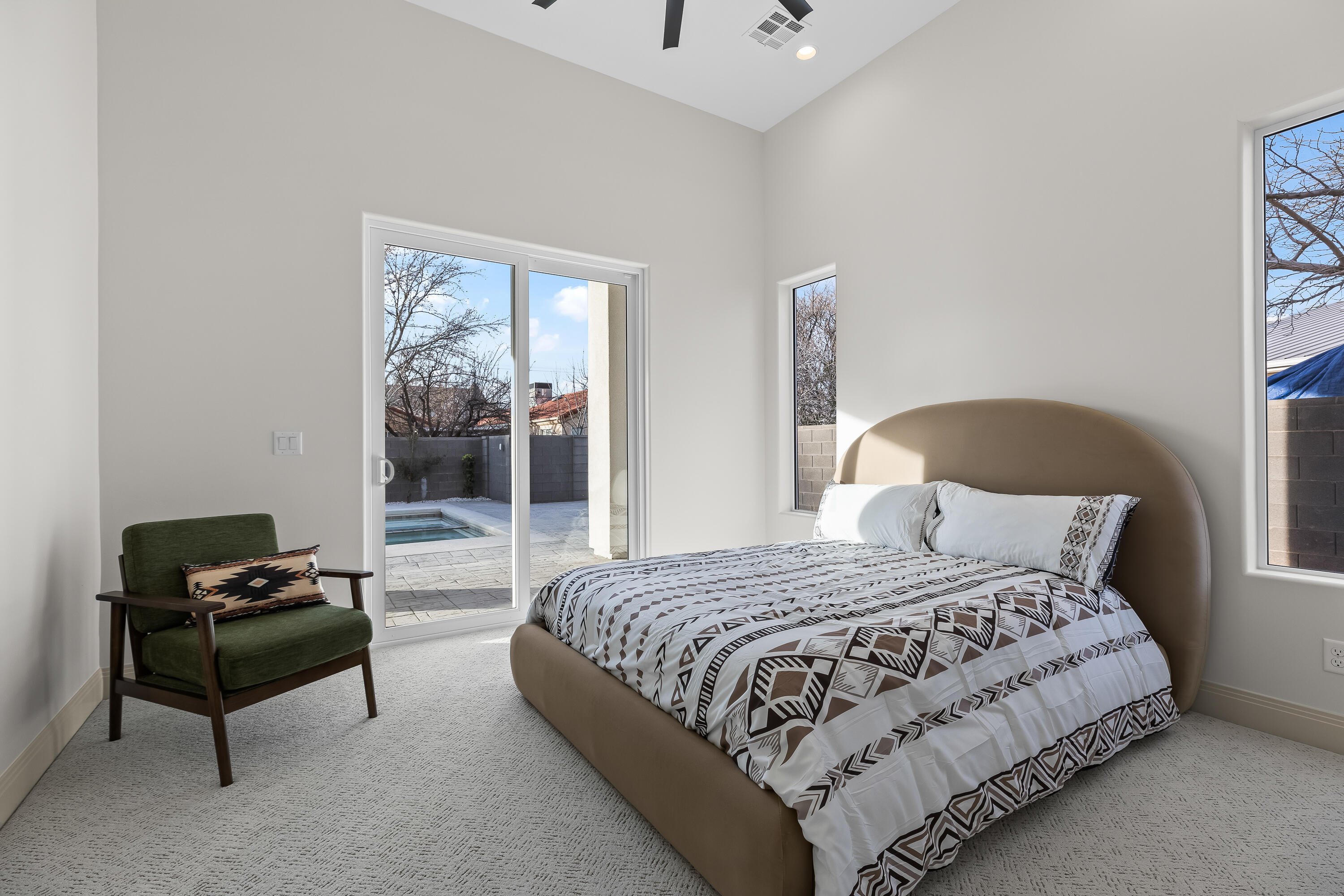 FALCON RIDGE - Residential