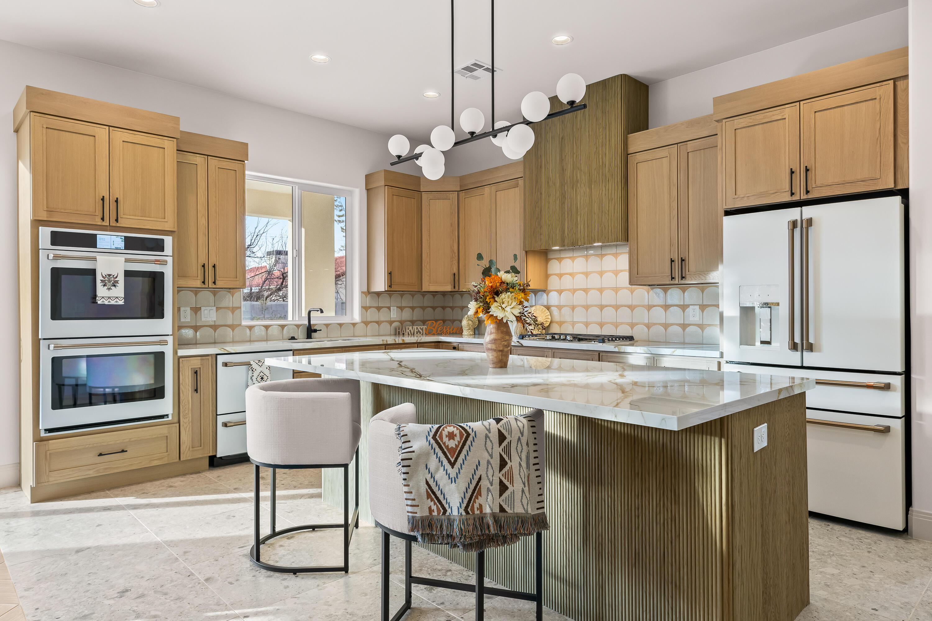 FALCON RIDGE - Residential