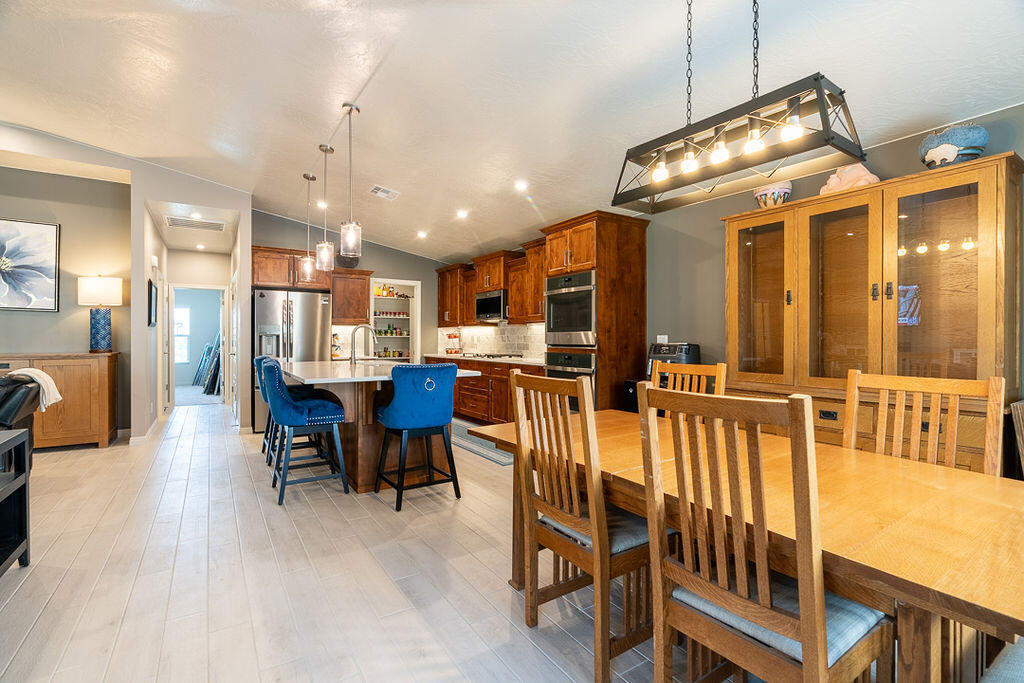 SAND RIDGE - Residential