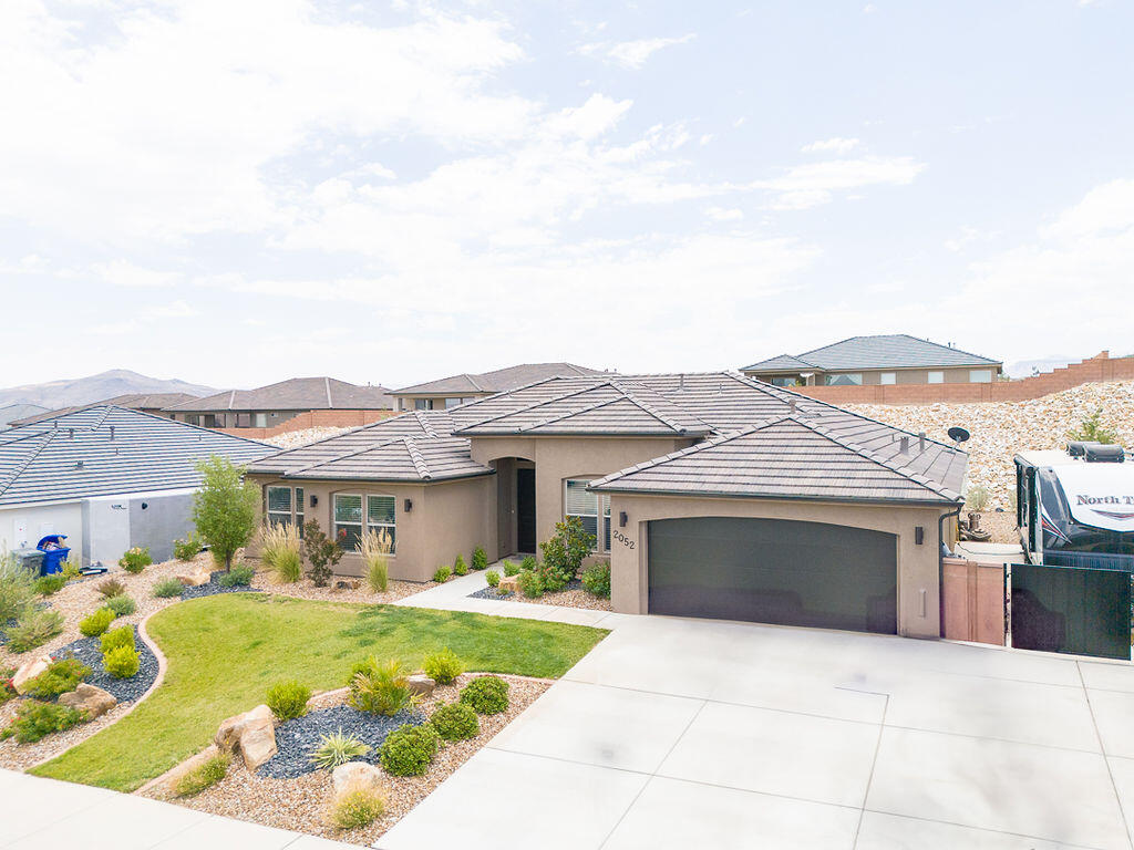 SAND RIDGE - Residential