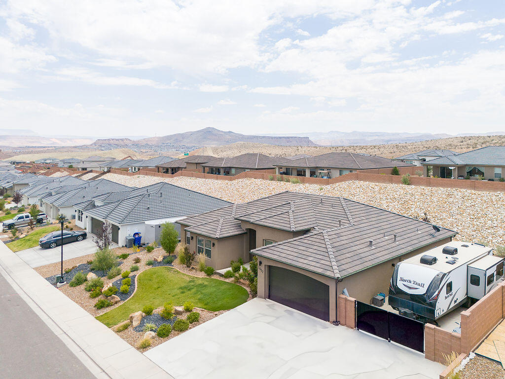 SAND RIDGE - Residential