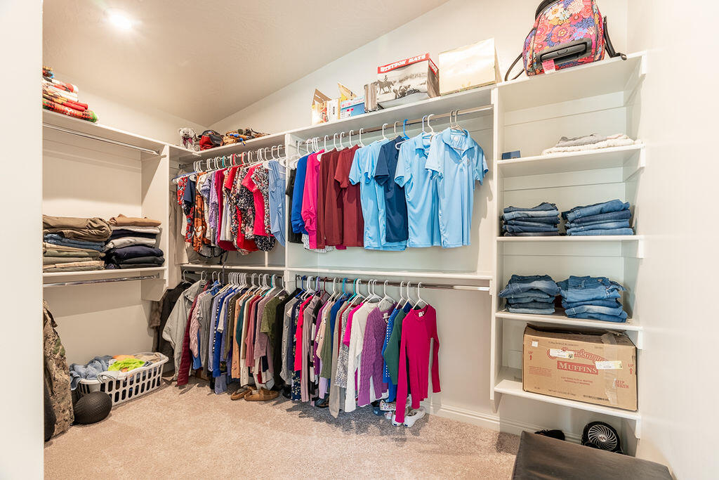 SAND RIDGE - Residential