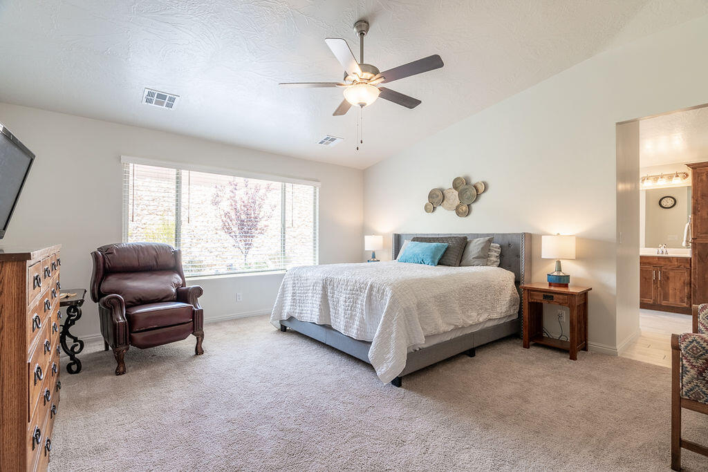 SAND RIDGE - Residential