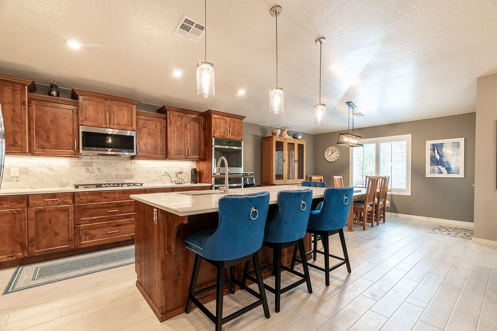 SAND RIDGE - Residential