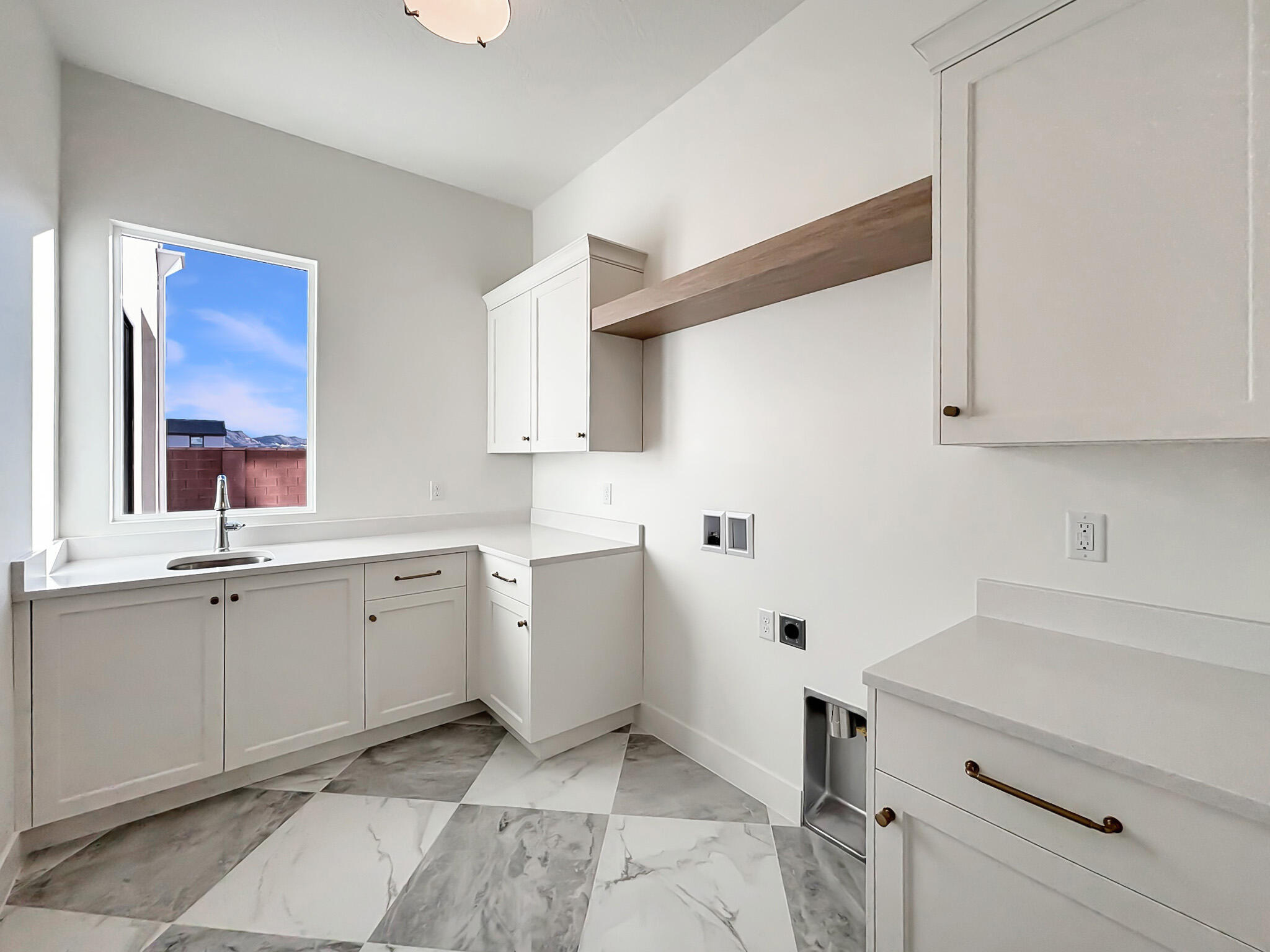 CRIMSON VISTAS - Residential