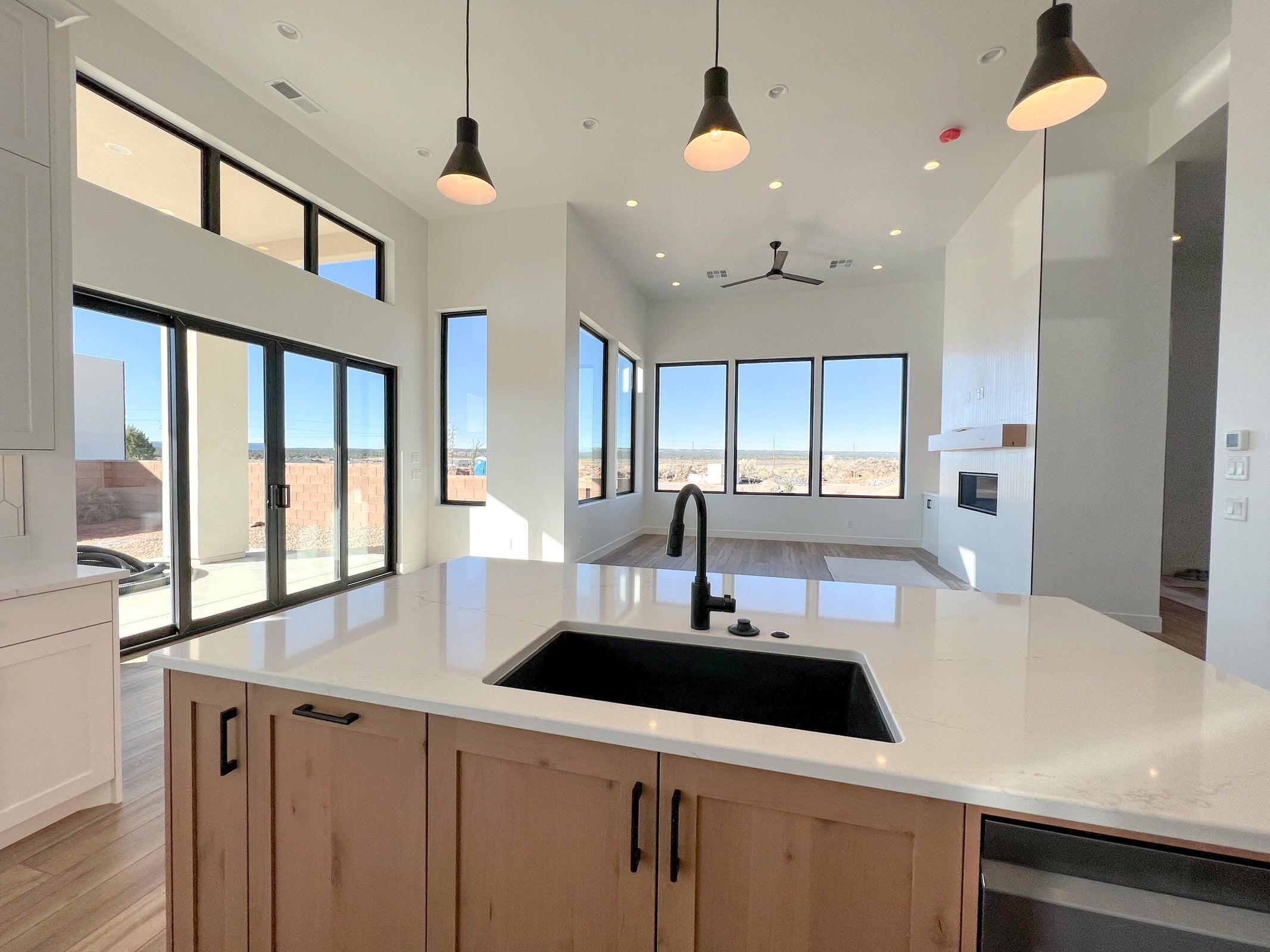 CEDAR POINT - Residential