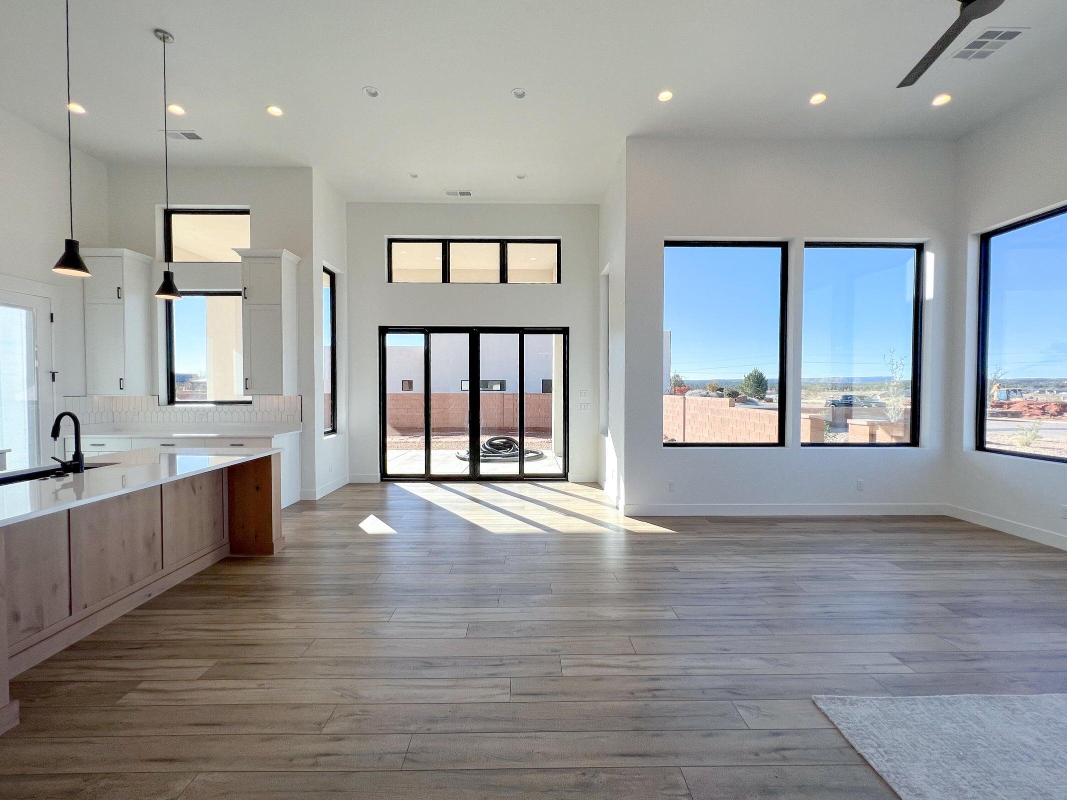 CEDAR POINT - Residential