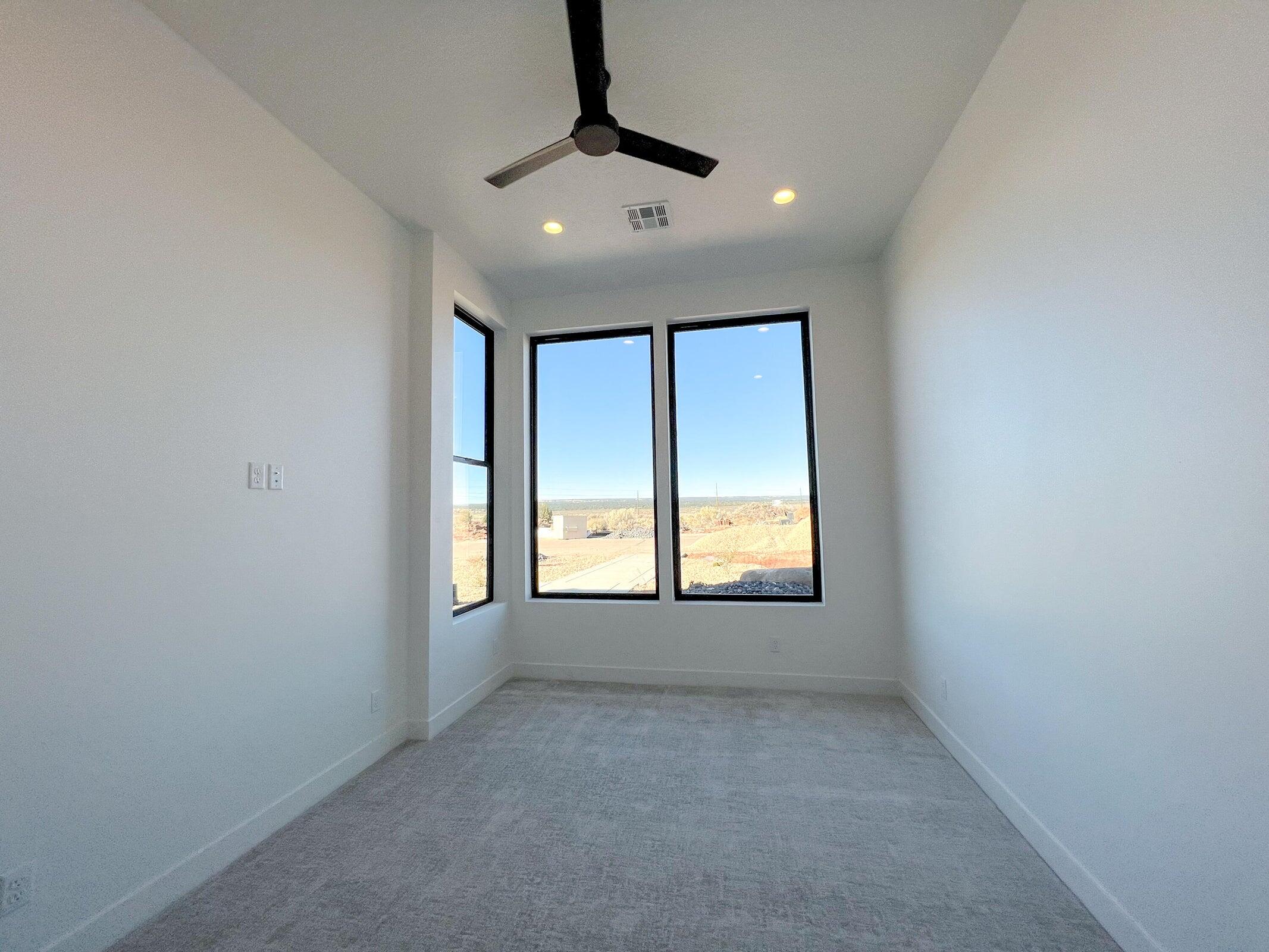 CEDAR POINT - Residential