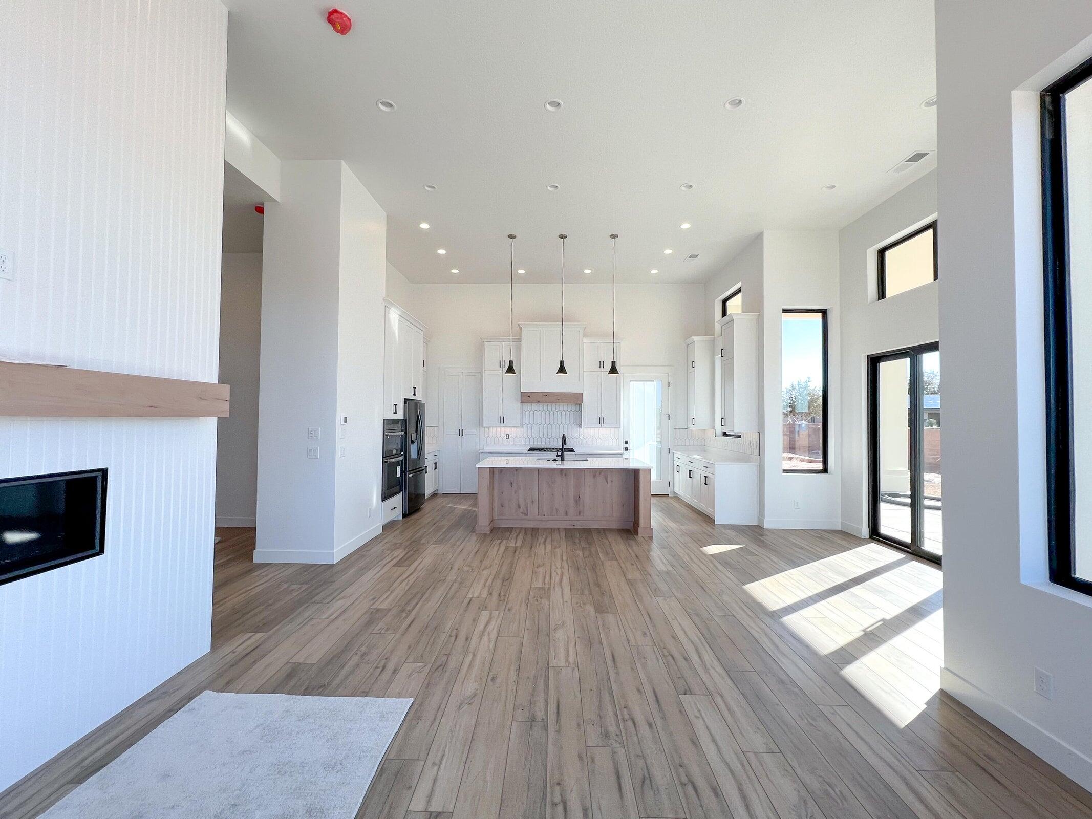 CEDAR POINT - Residential