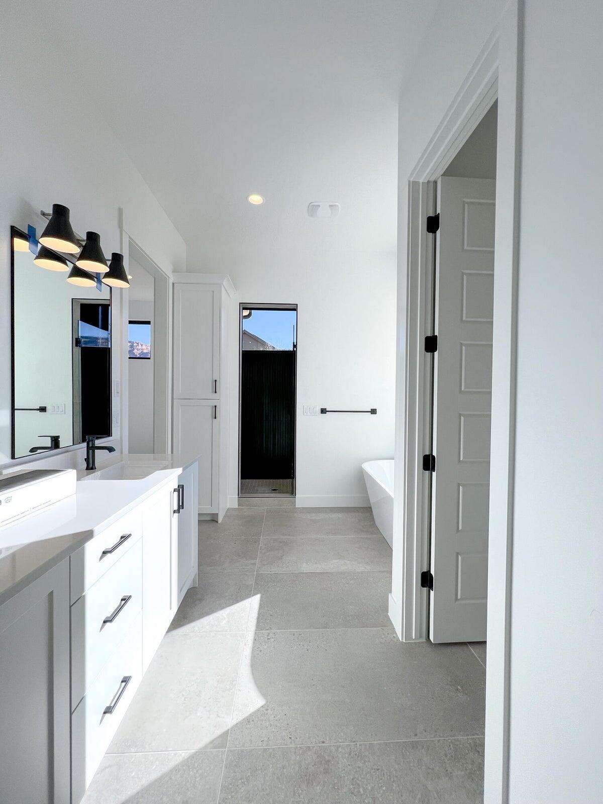 CEDAR POINT - Residential