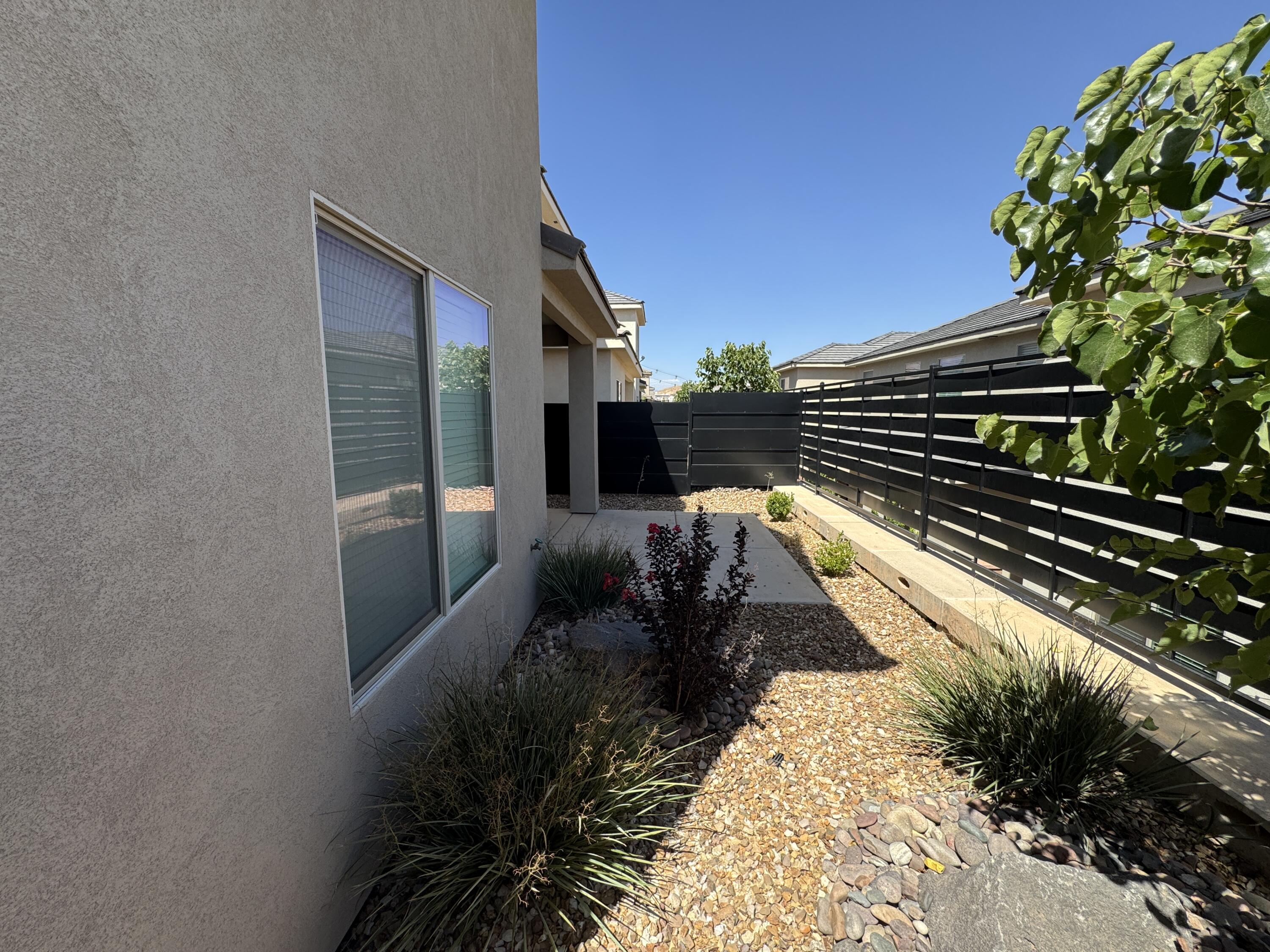 RED TRAILS SUNRISE VALLEY - Residential