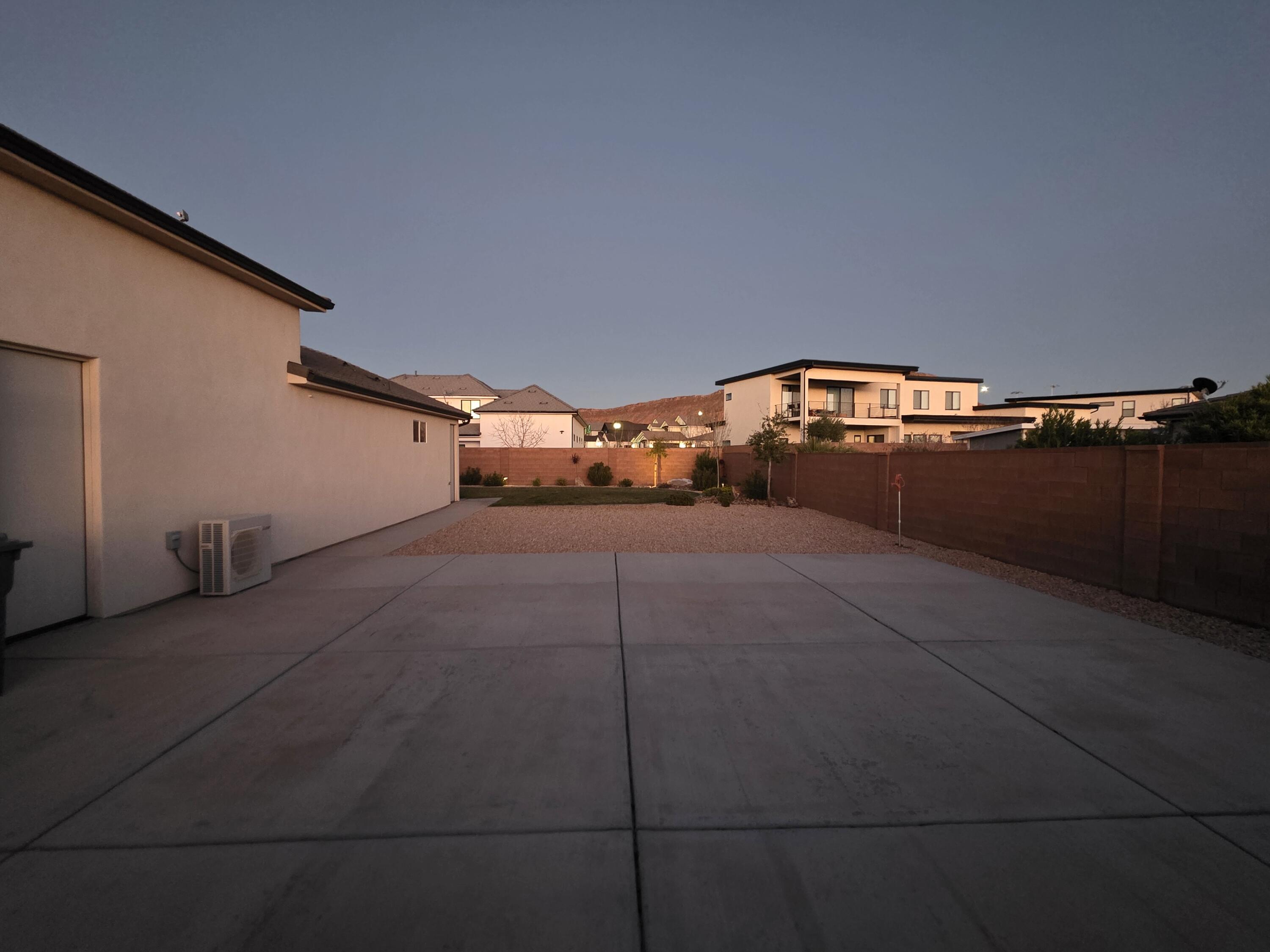 ROADRUNNER RIDGE - Residential