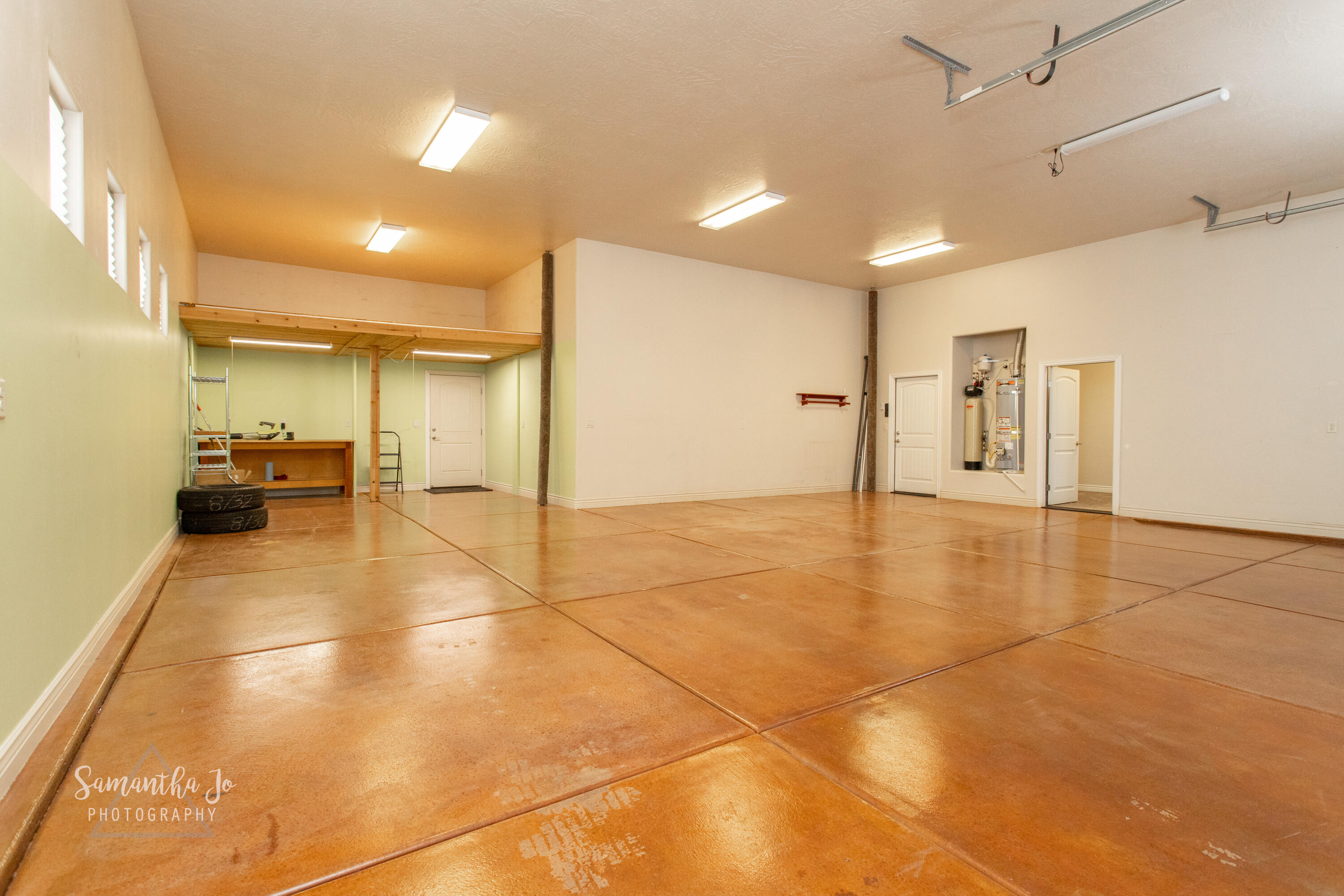 DESERT PLATEAU - Residential