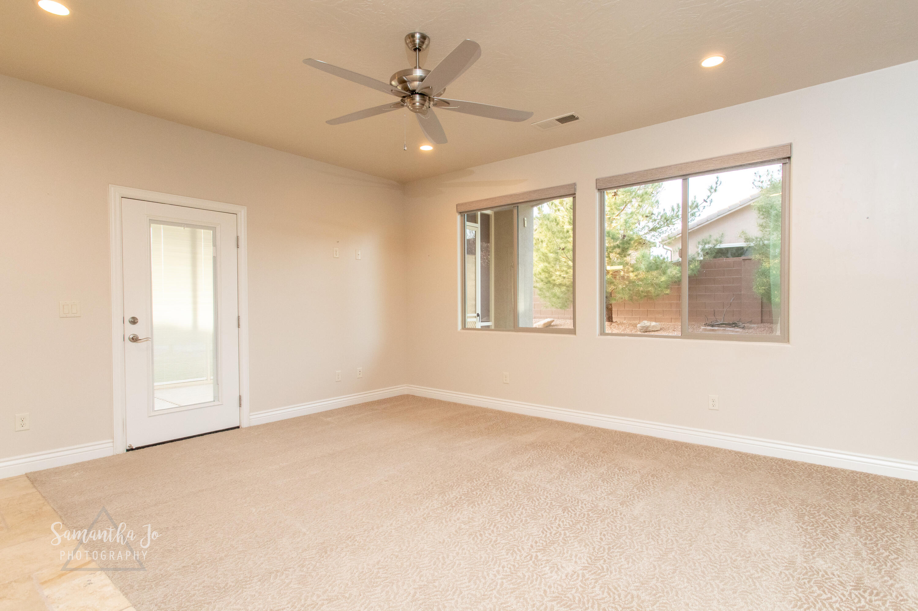 DESERT PLATEAU - Residential