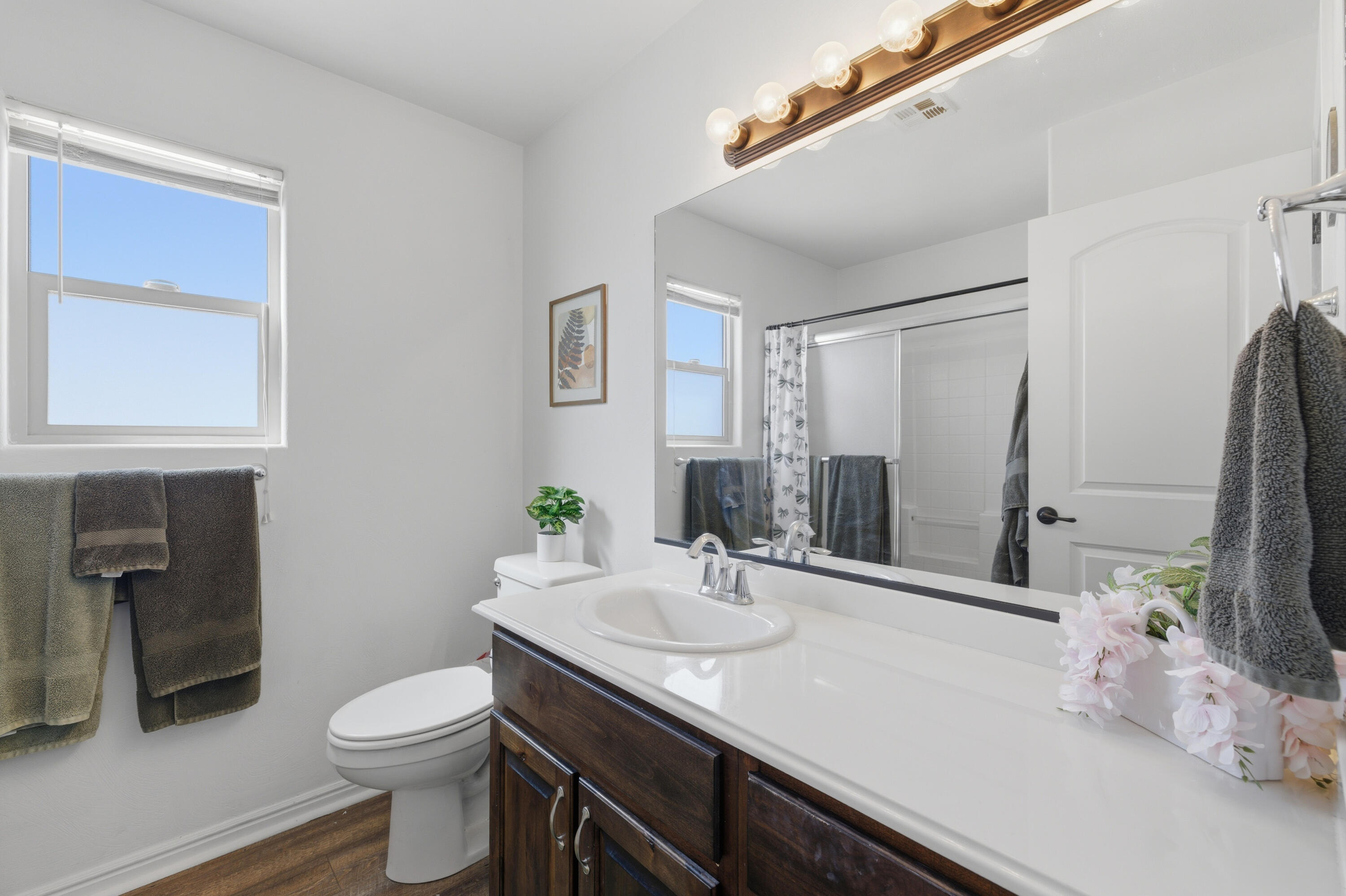 SKY RIDGE - Residential