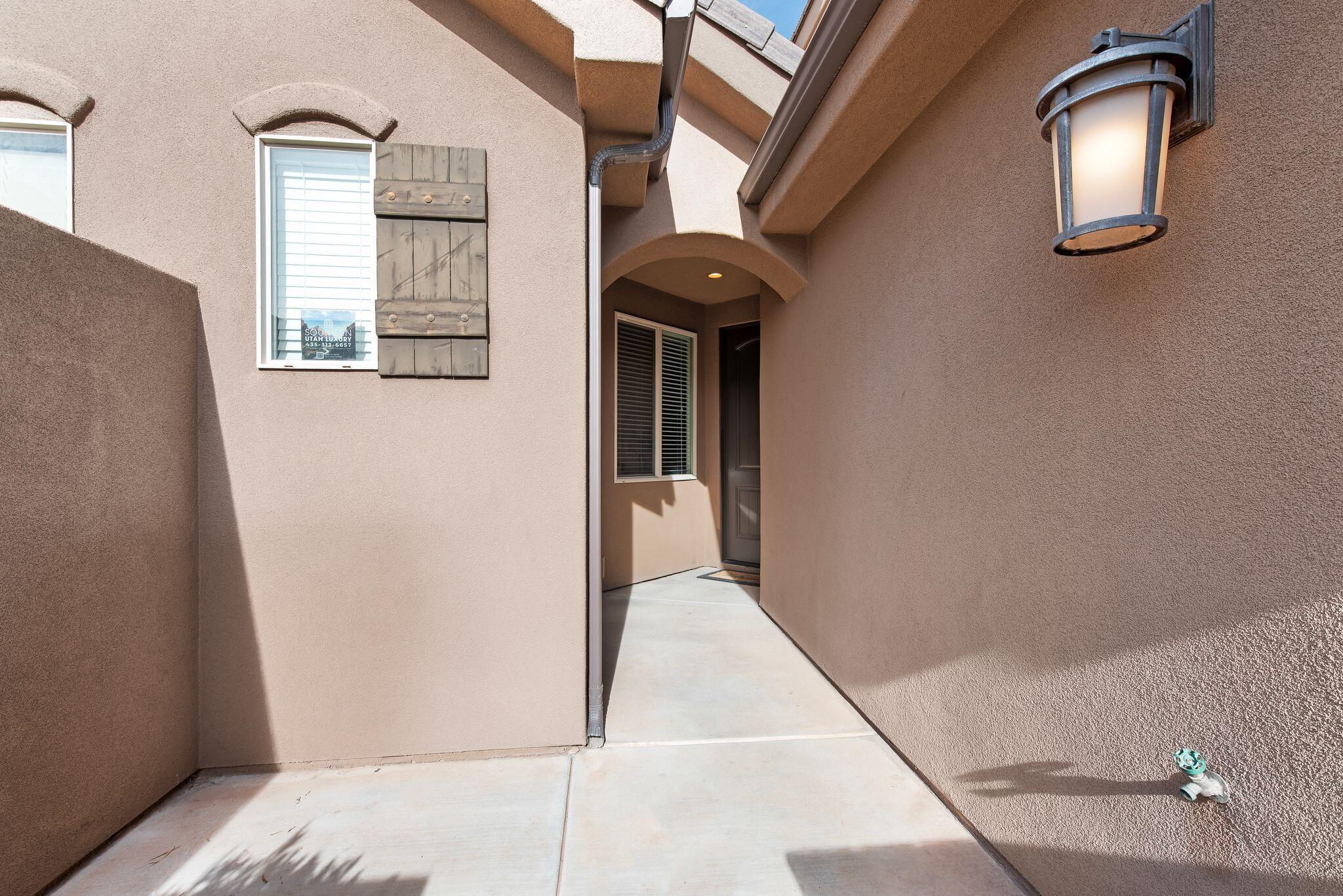 CORAL RIDGE TOWNHOMES - Residential