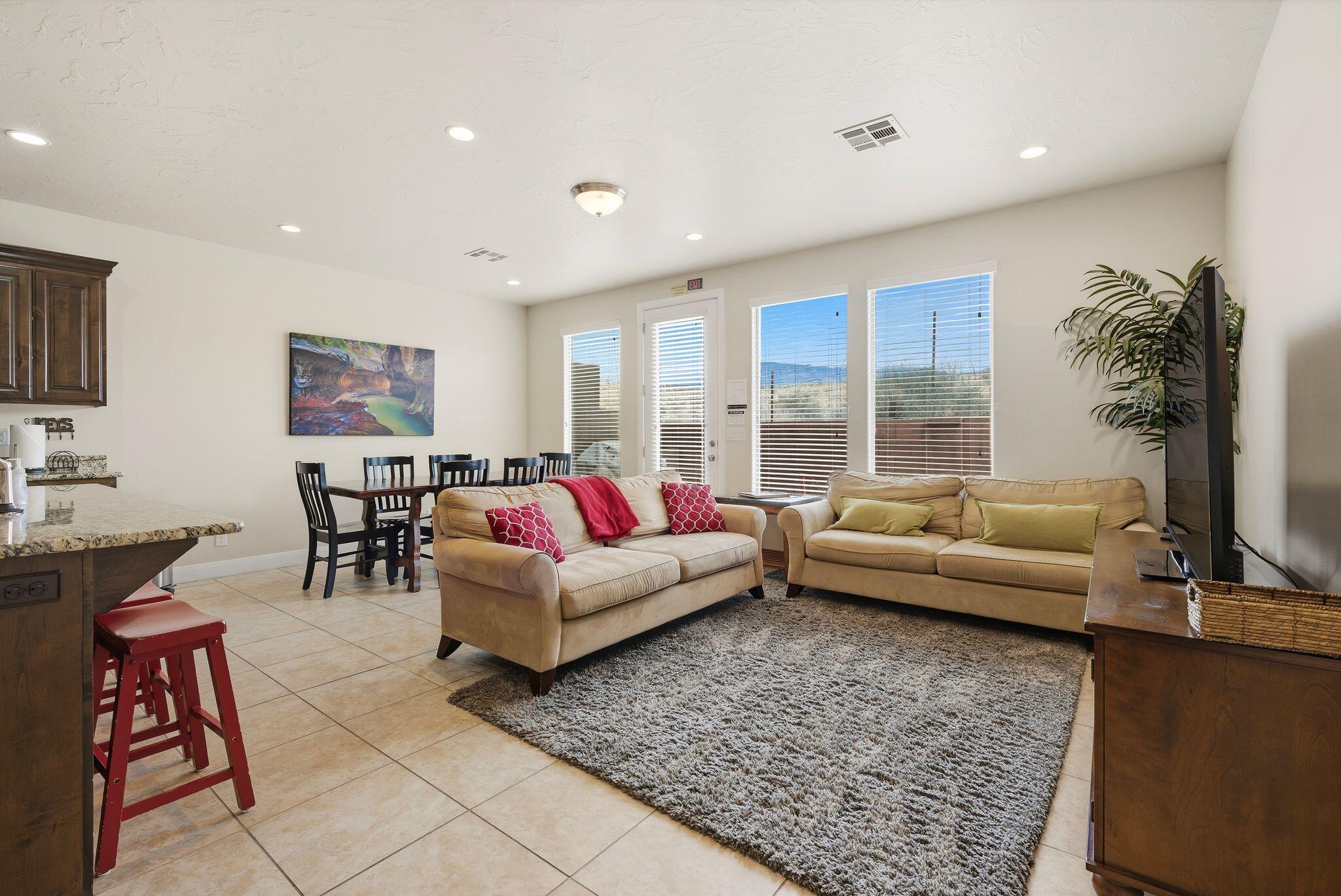 CORAL RIDGE TOWNHOMES - Residential