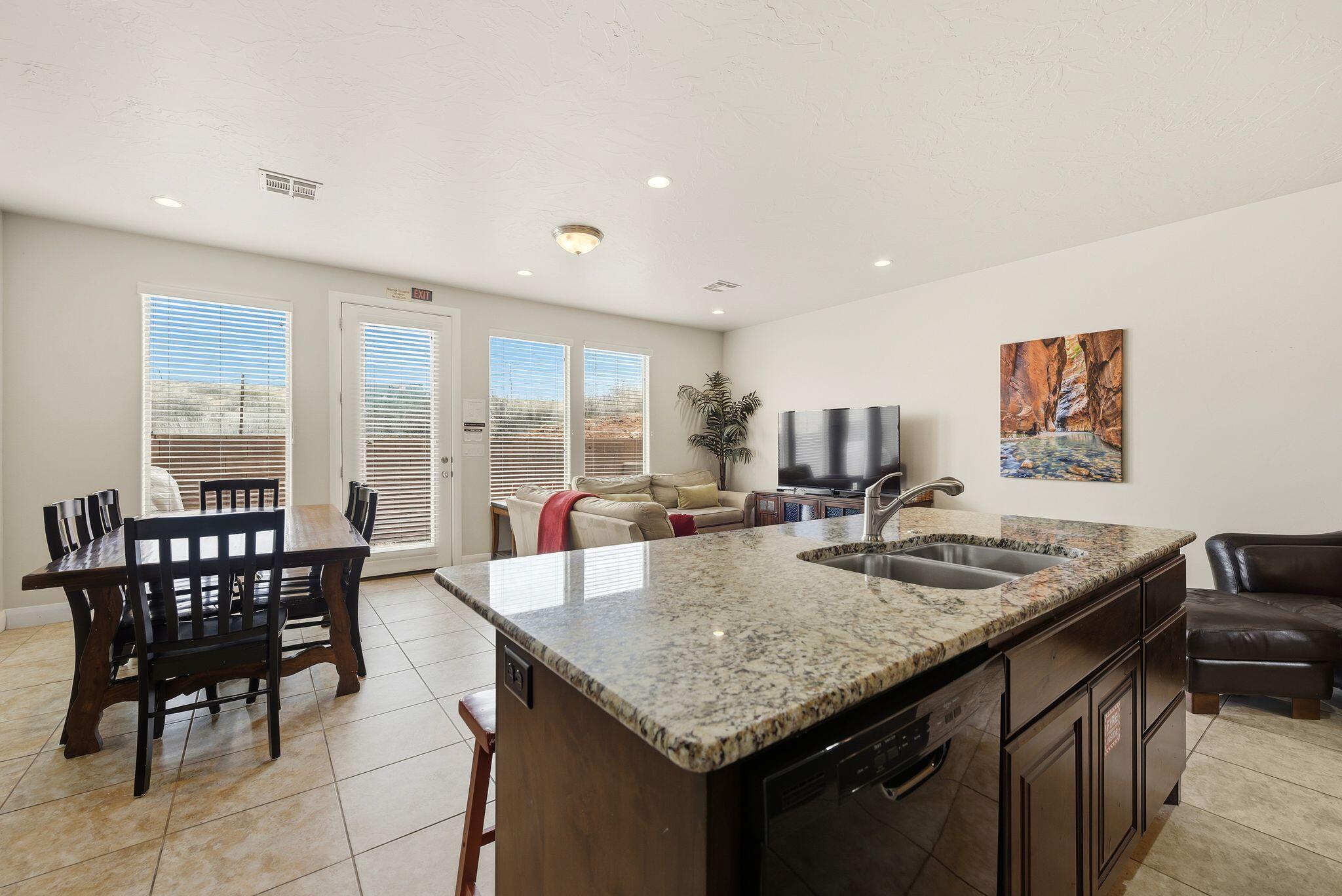 CORAL RIDGE TOWNHOMES - Residential