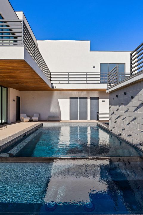 Tiny photo for 3147 MESA VERDE CIR, Hurricane, UT 84737 (MLS # 26-271370)