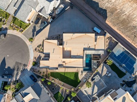 Tiny photo for 3147 MESA VERDE CIR, Hurricane, UT 84737 (MLS # 26-271370)