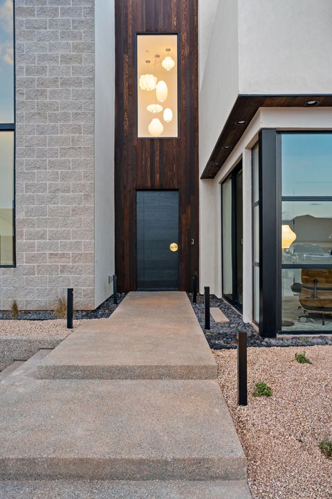 Tiny photo for 3147 MESA VERDE CIR, Hurricane, UT 84737 (MLS # 26-271370)