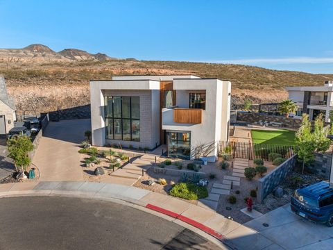 Tiny photo for 3147 MESA VERDE CIR, Hurricane, UT 84737 (MLS # 26-271370)
