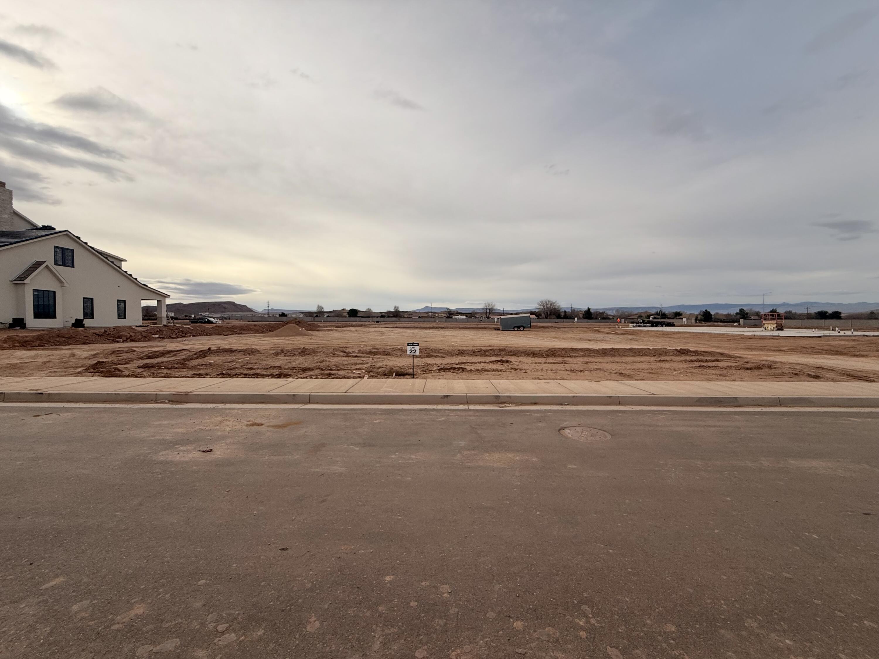 RESERVE AT OLD FARM - Land