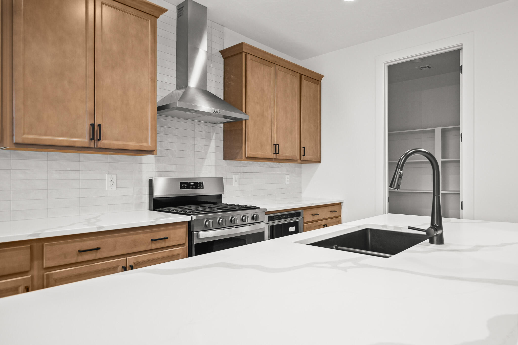 ROSALIA RIDGE AT DIVARIO - Residential