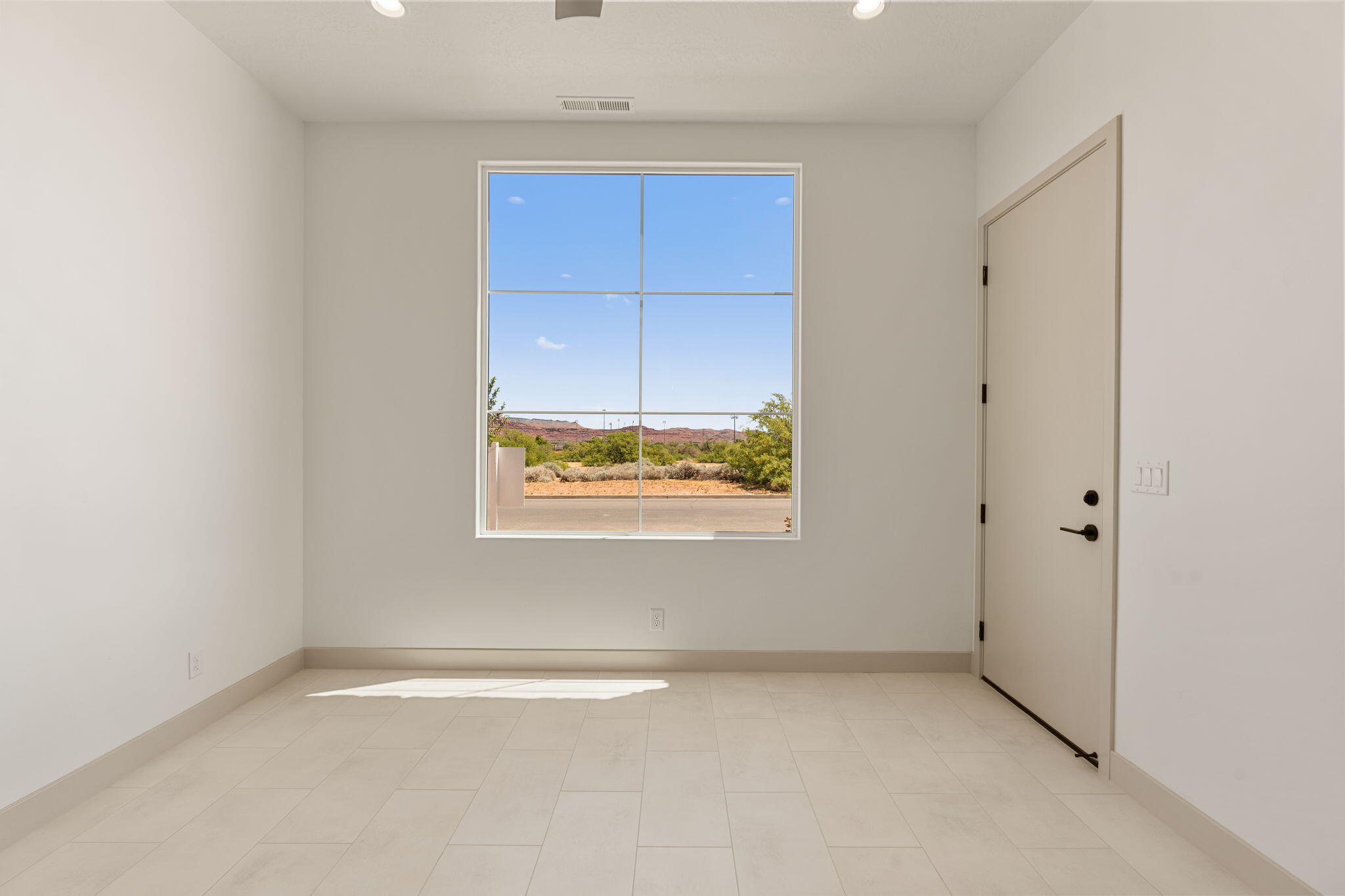 PIONEER POINTE - Residential