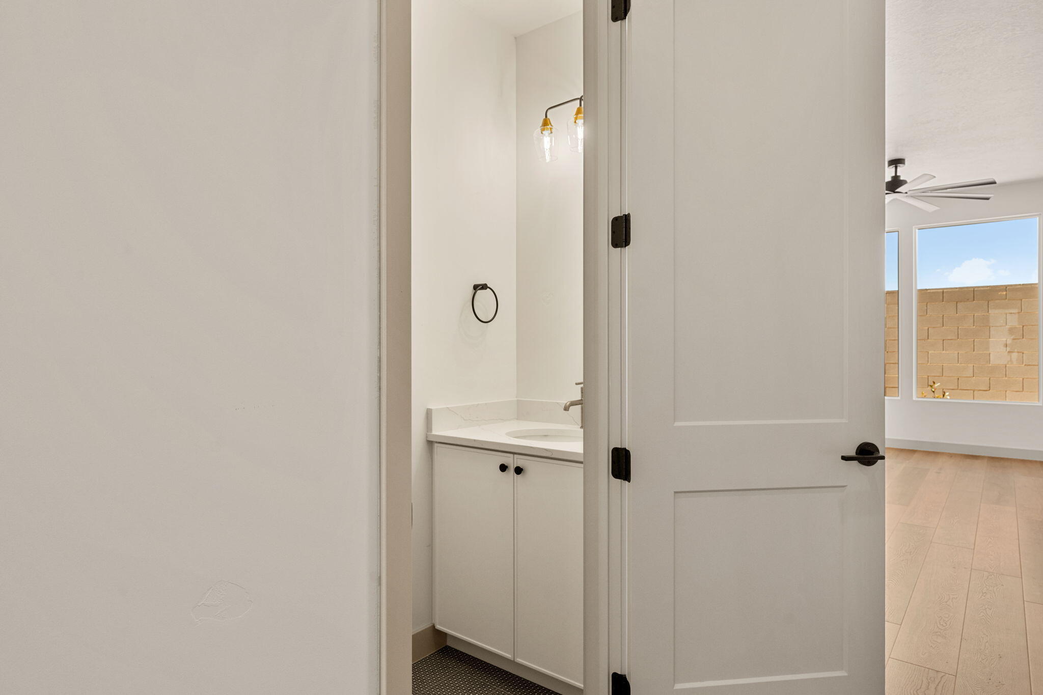 PIONEER POINTE - Residential