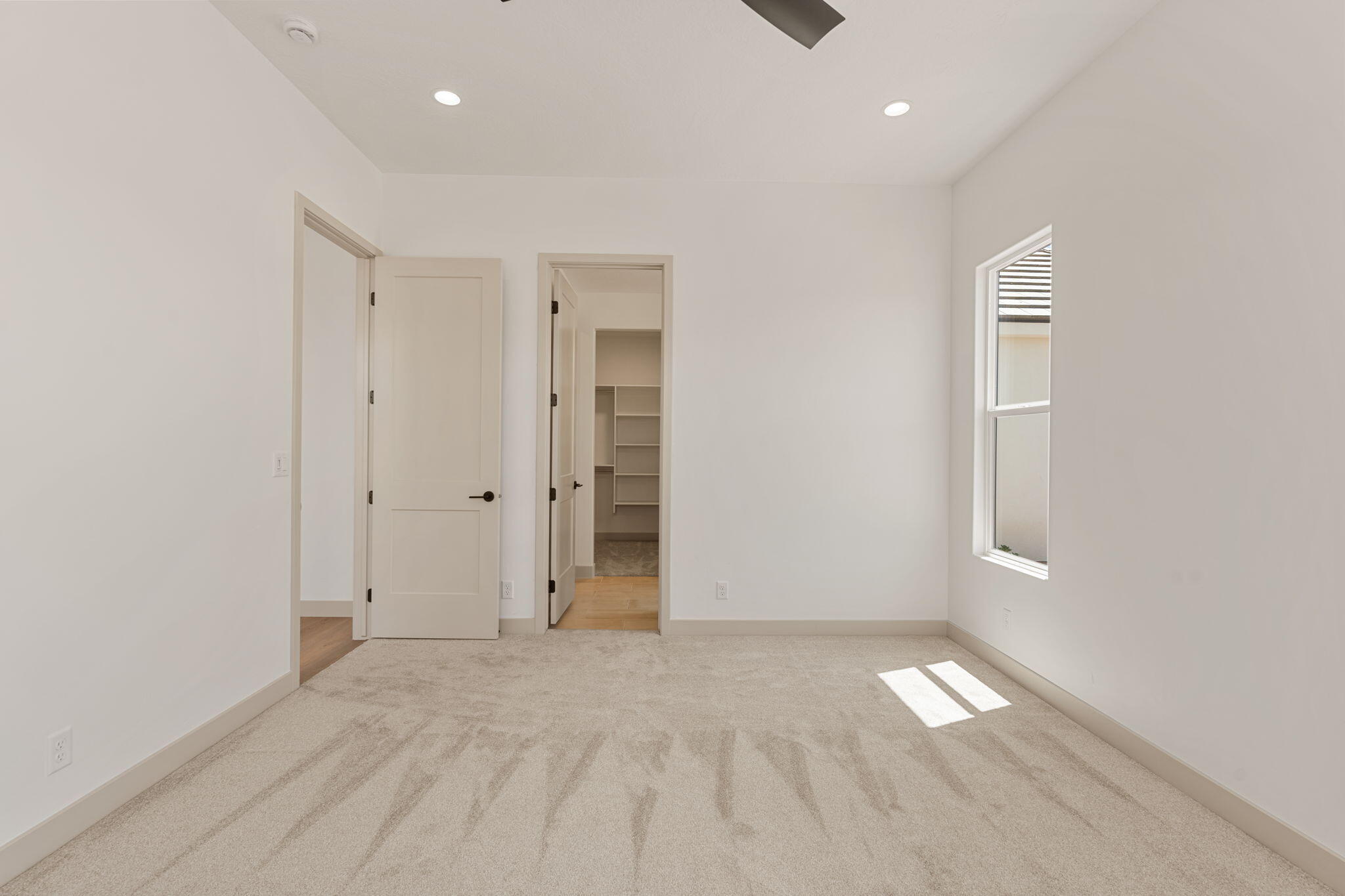 PIONEER POINTE - Residential