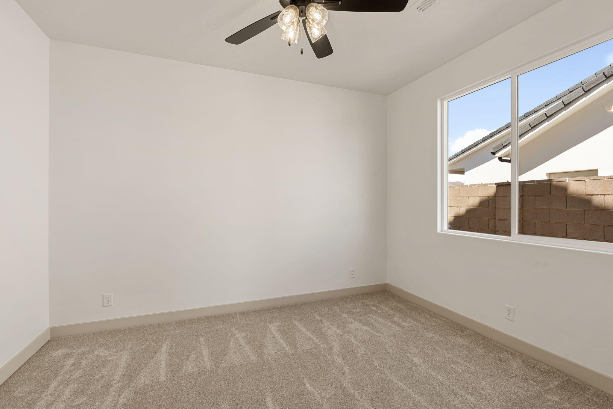 PIONEER POINTE - Residential