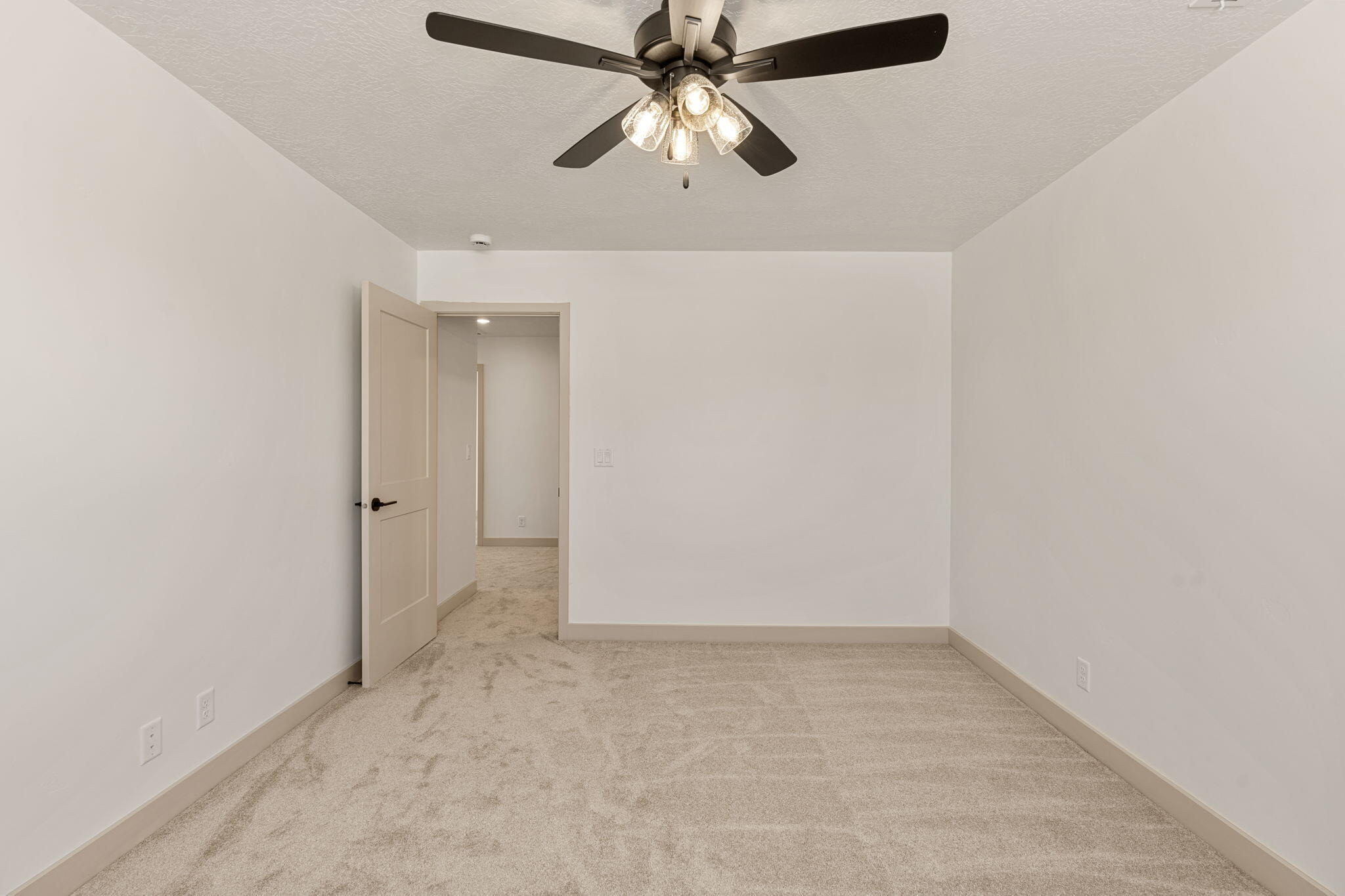 PIONEER POINTE - Residential