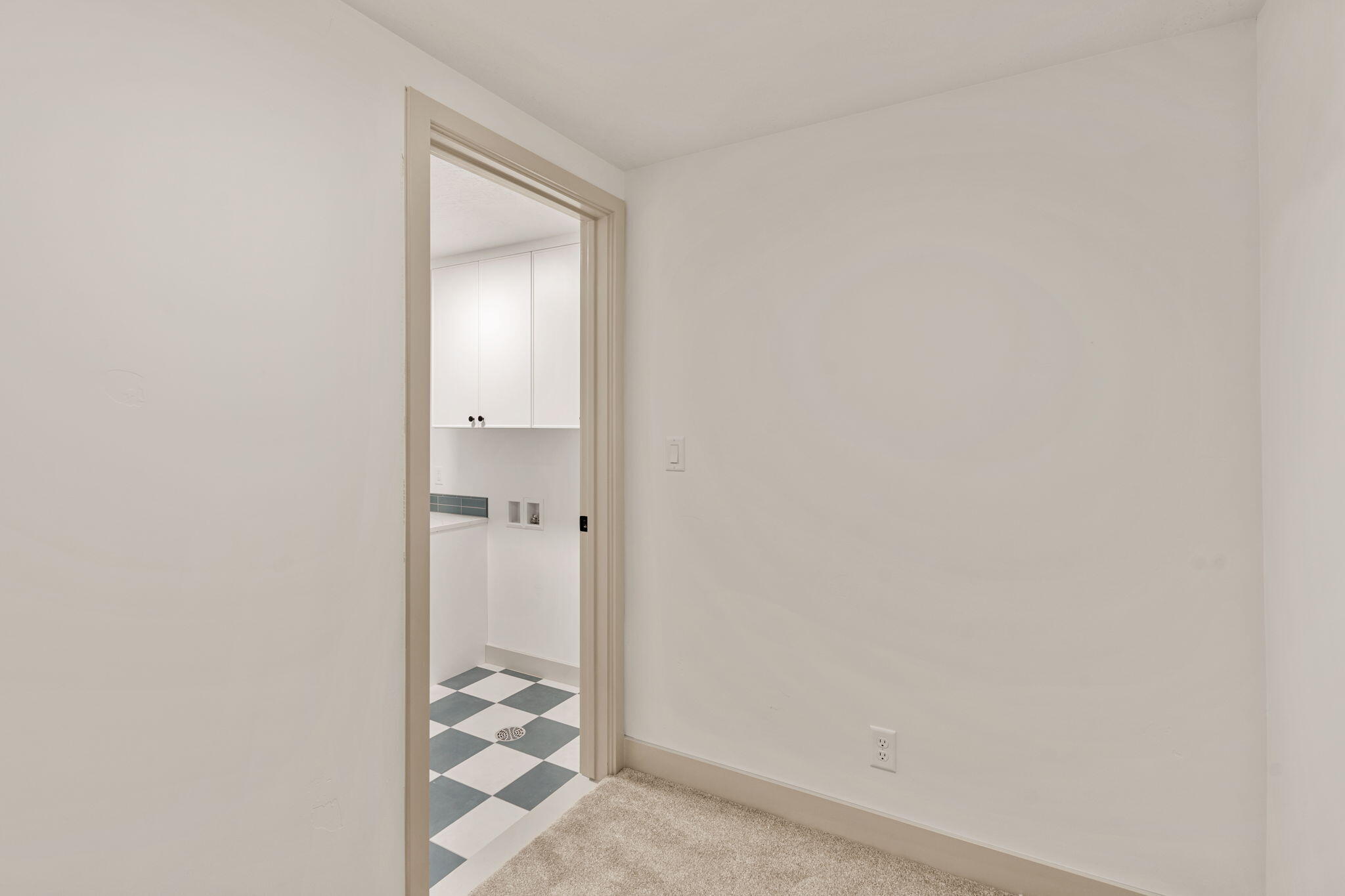 PIONEER POINTE - Residential