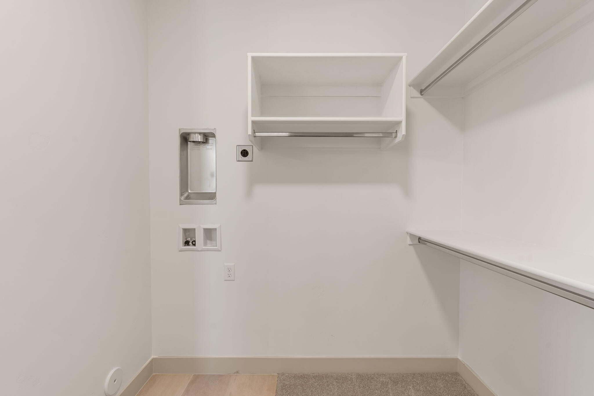 PIONEER POINTE - Residential