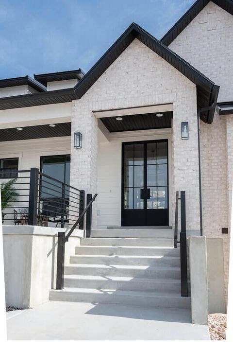 Tiny photo for 1501 S BOULDER MOUNTAIN RD, Saint George, UT 84790 (MLS # 26-273187)