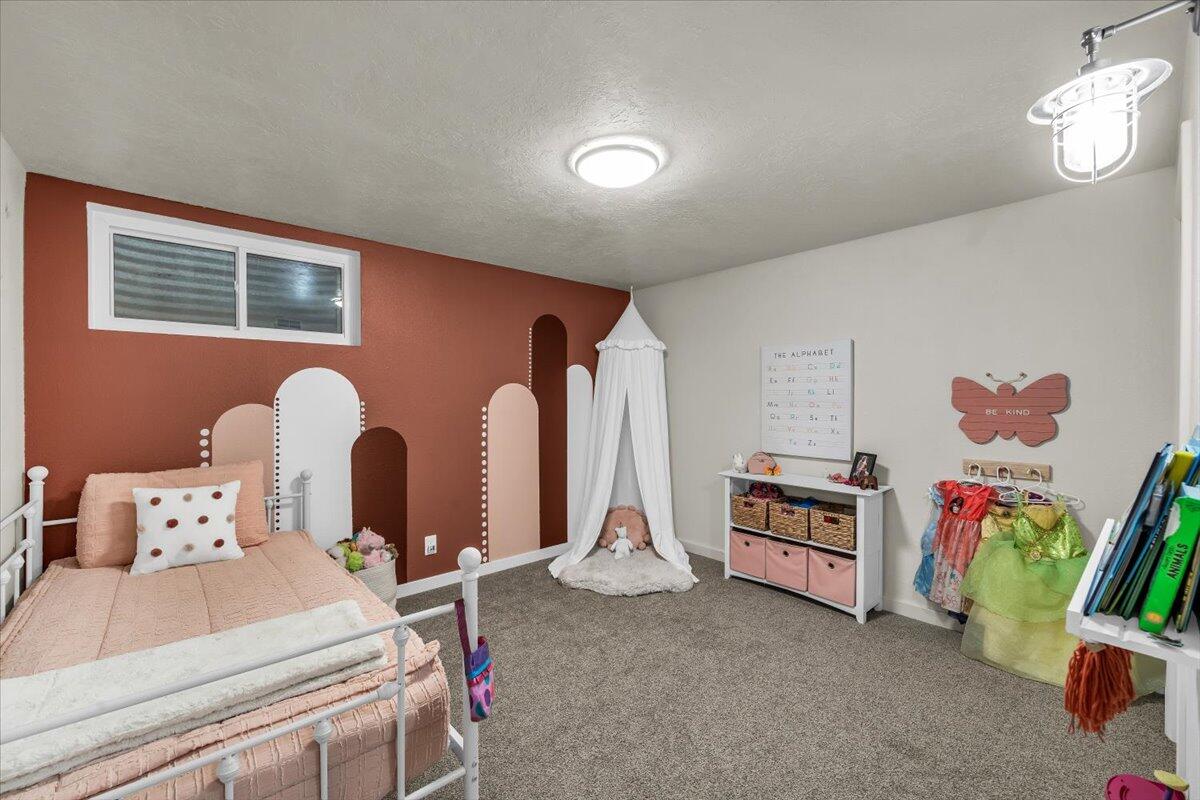 SUNSET VILLAGE - Residential