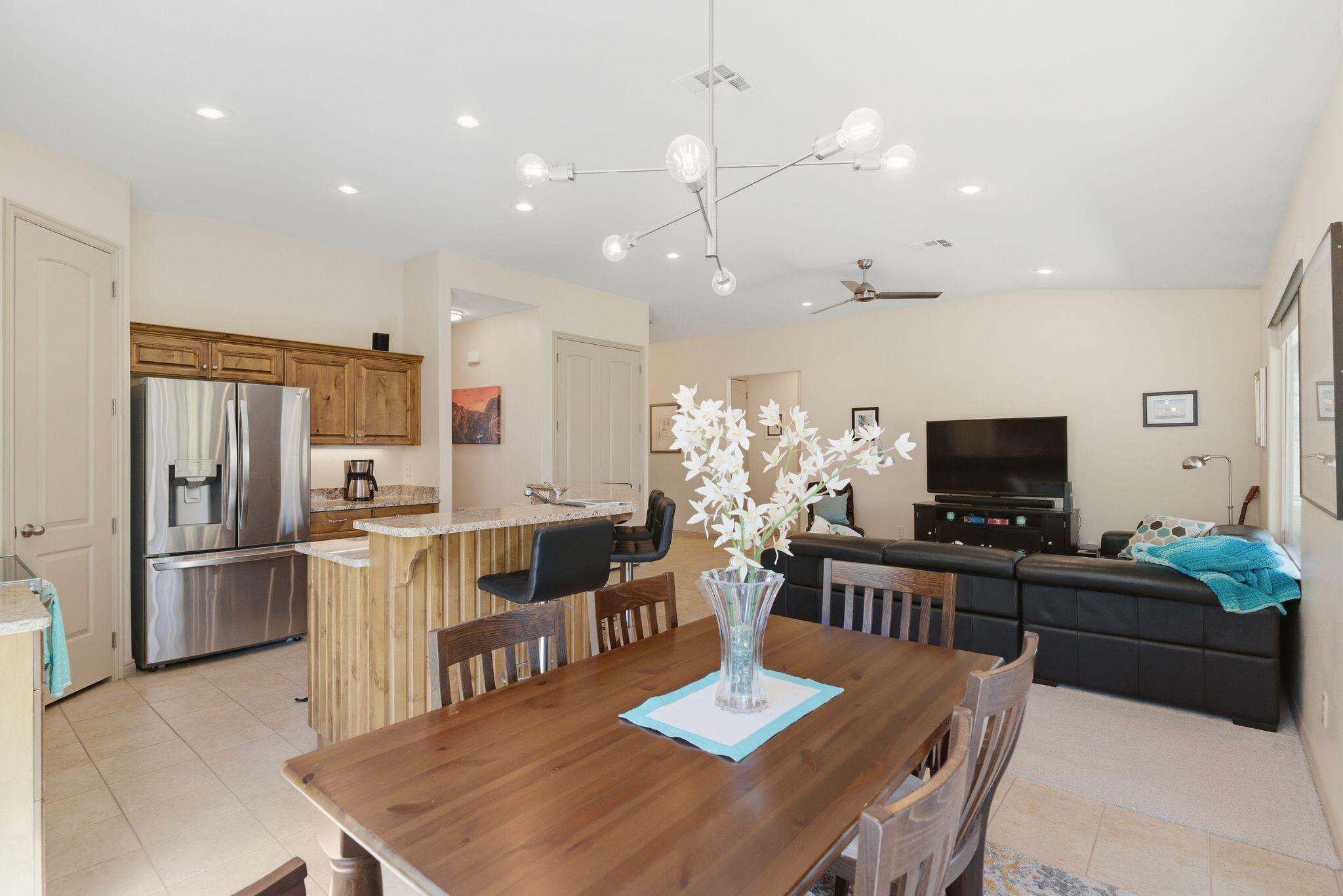 CRYSTAL SPRINGS - Residential