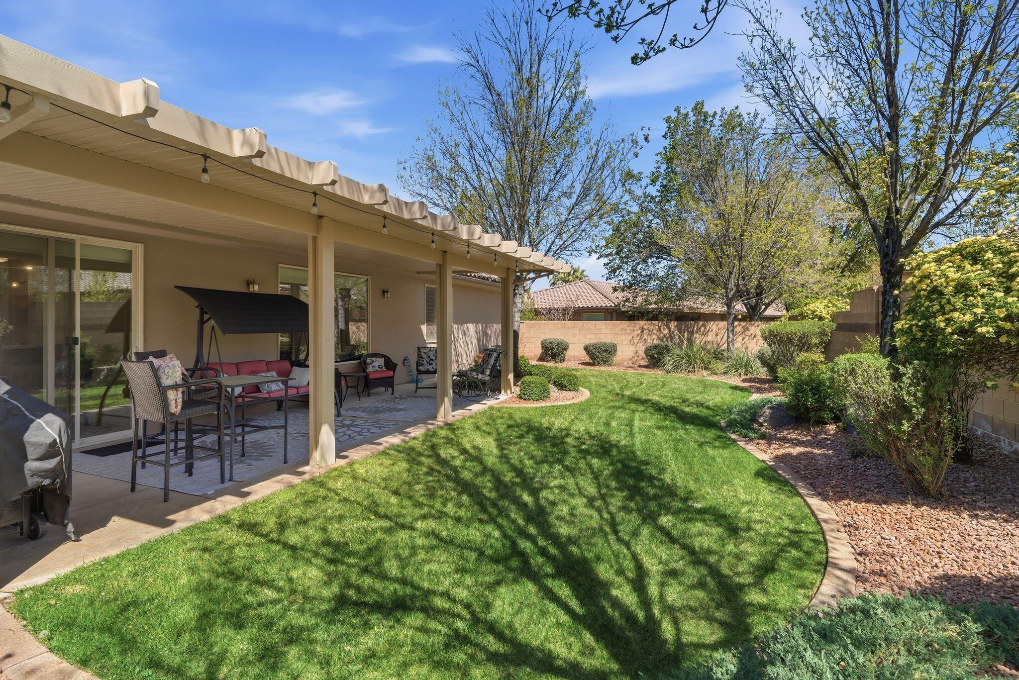 CRYSTAL SPRINGS - Residential