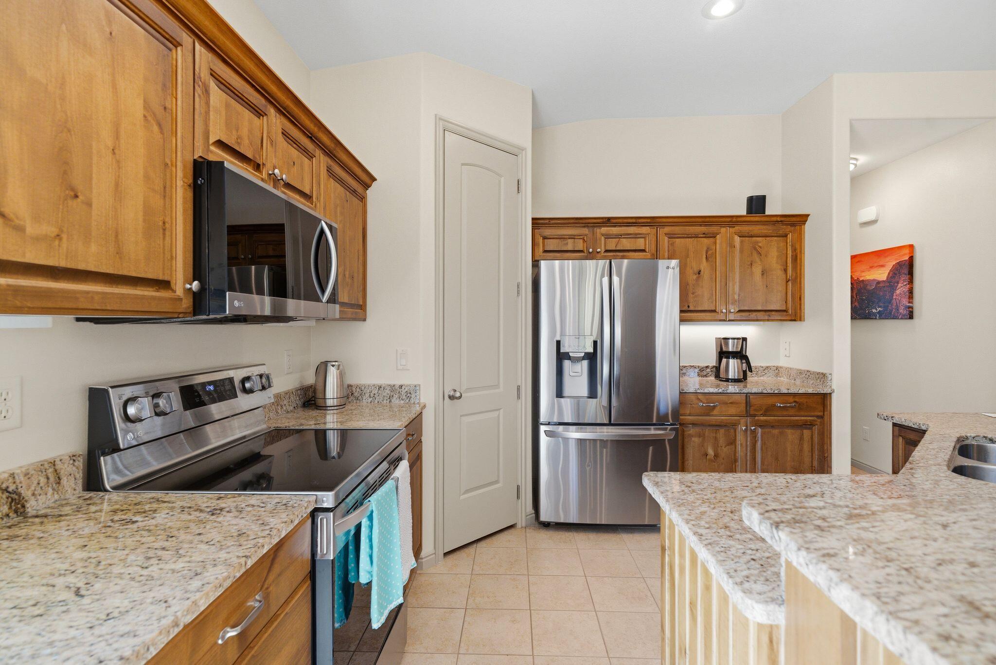 CRYSTAL SPRINGS - Residential