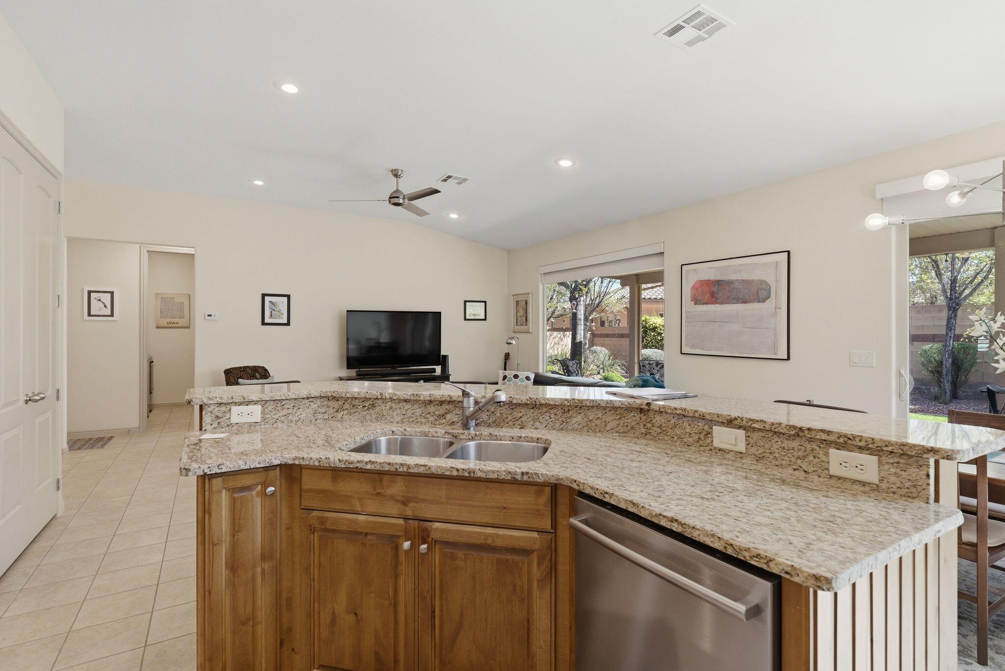 CRYSTAL SPRINGS - Residential