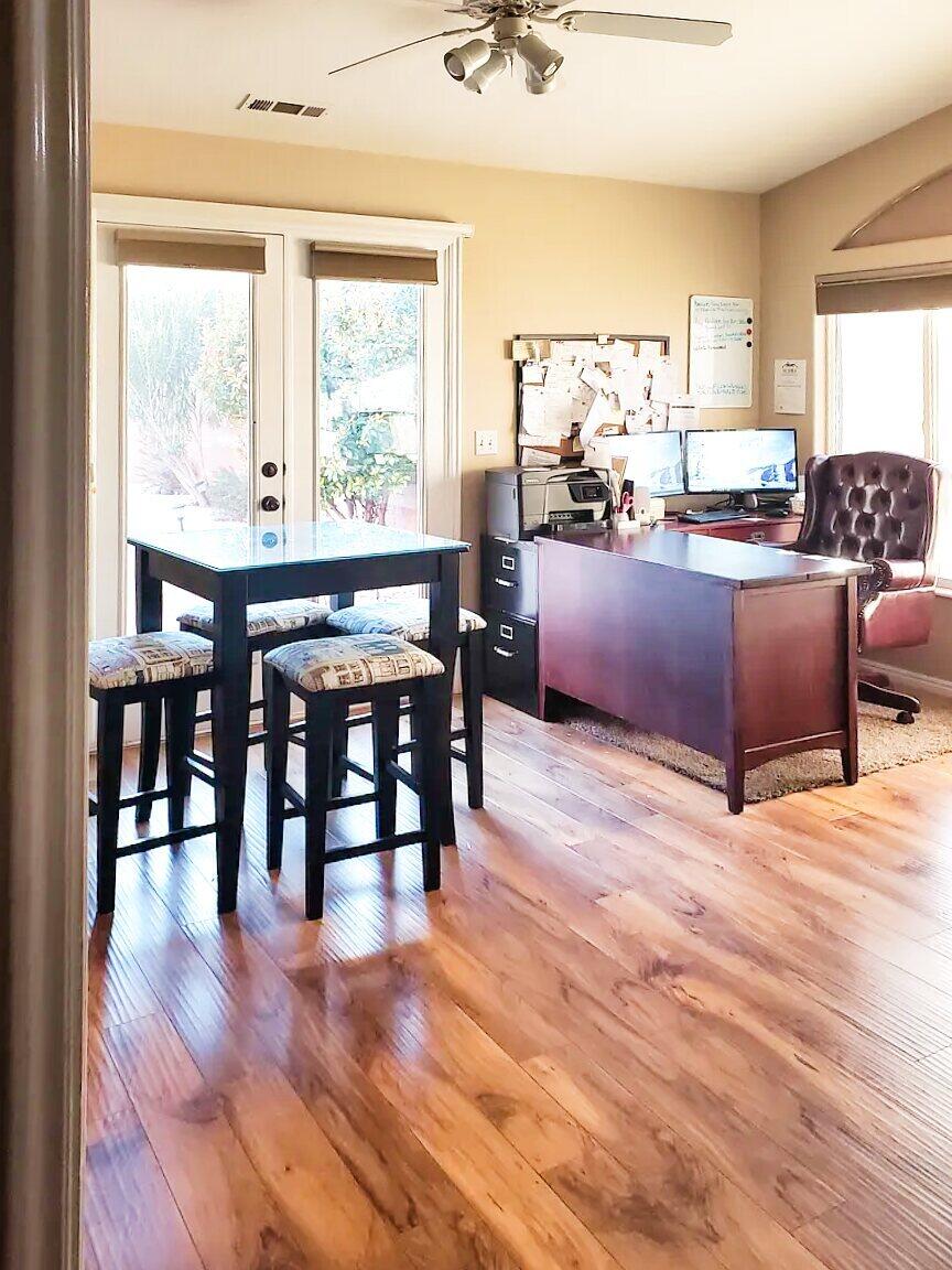 ROYAL OAKS - Residential