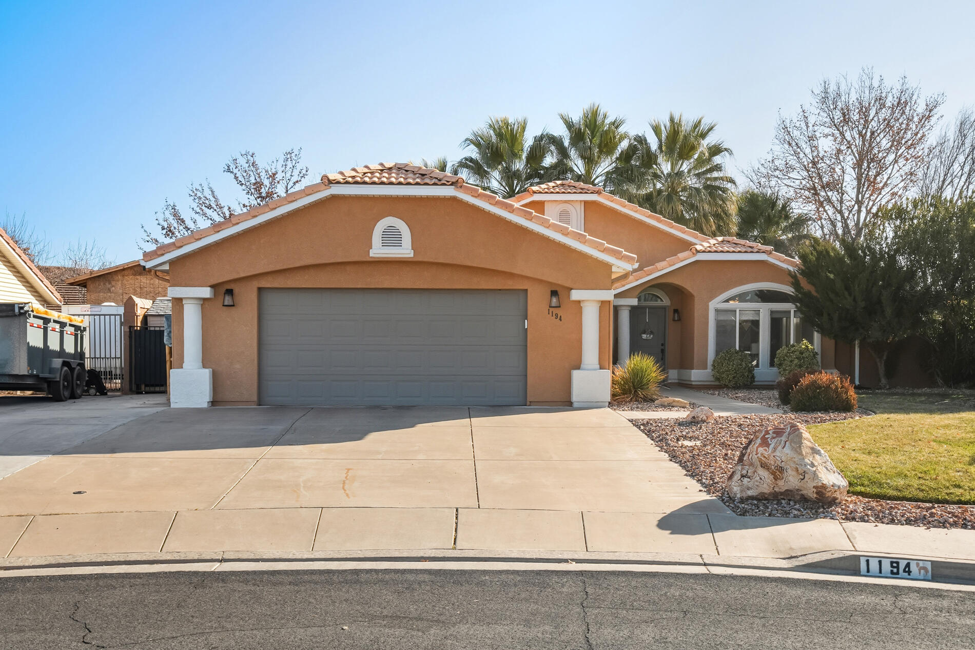 ROYAL OAKS - Residential