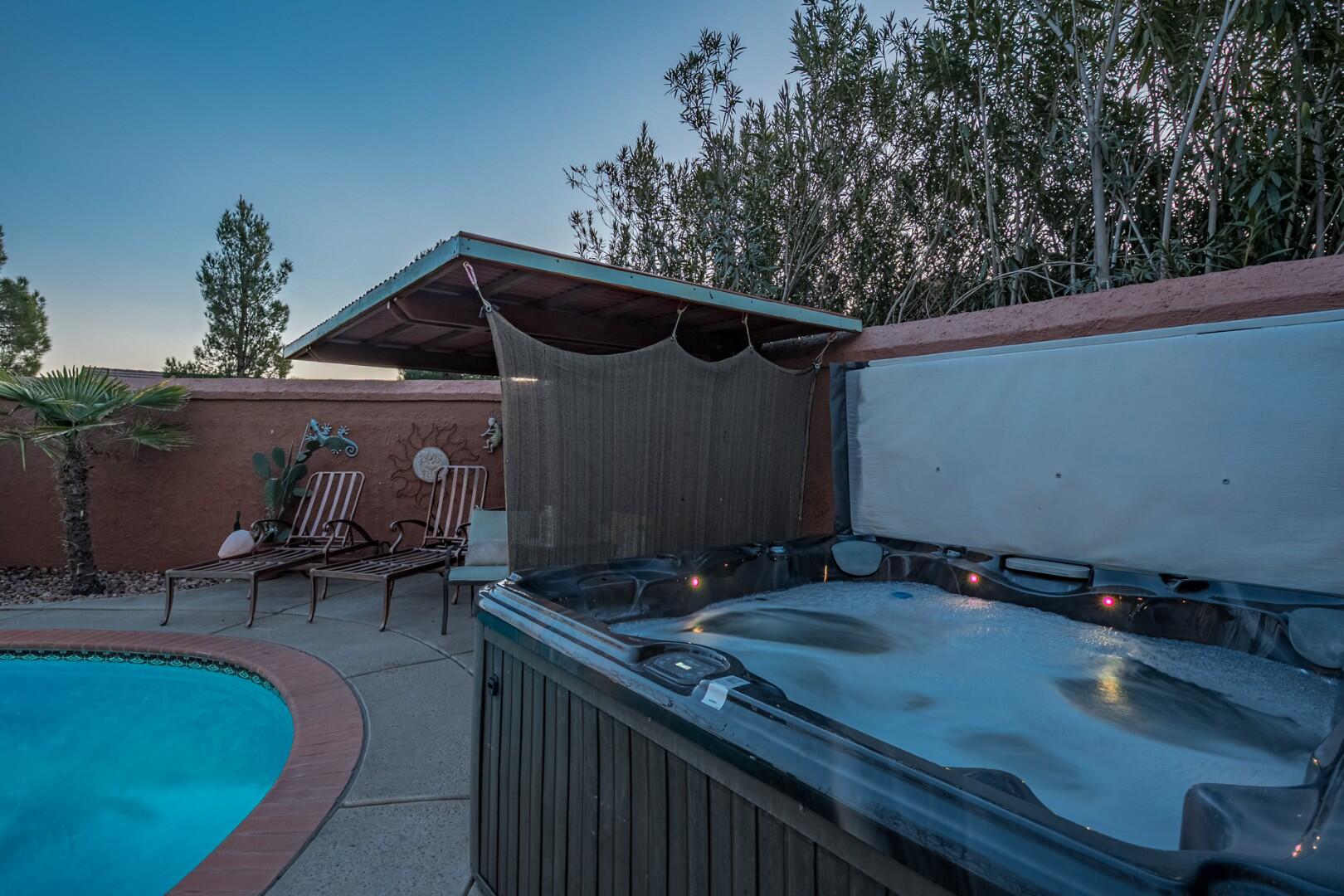 ROYAL OAKS - Residential