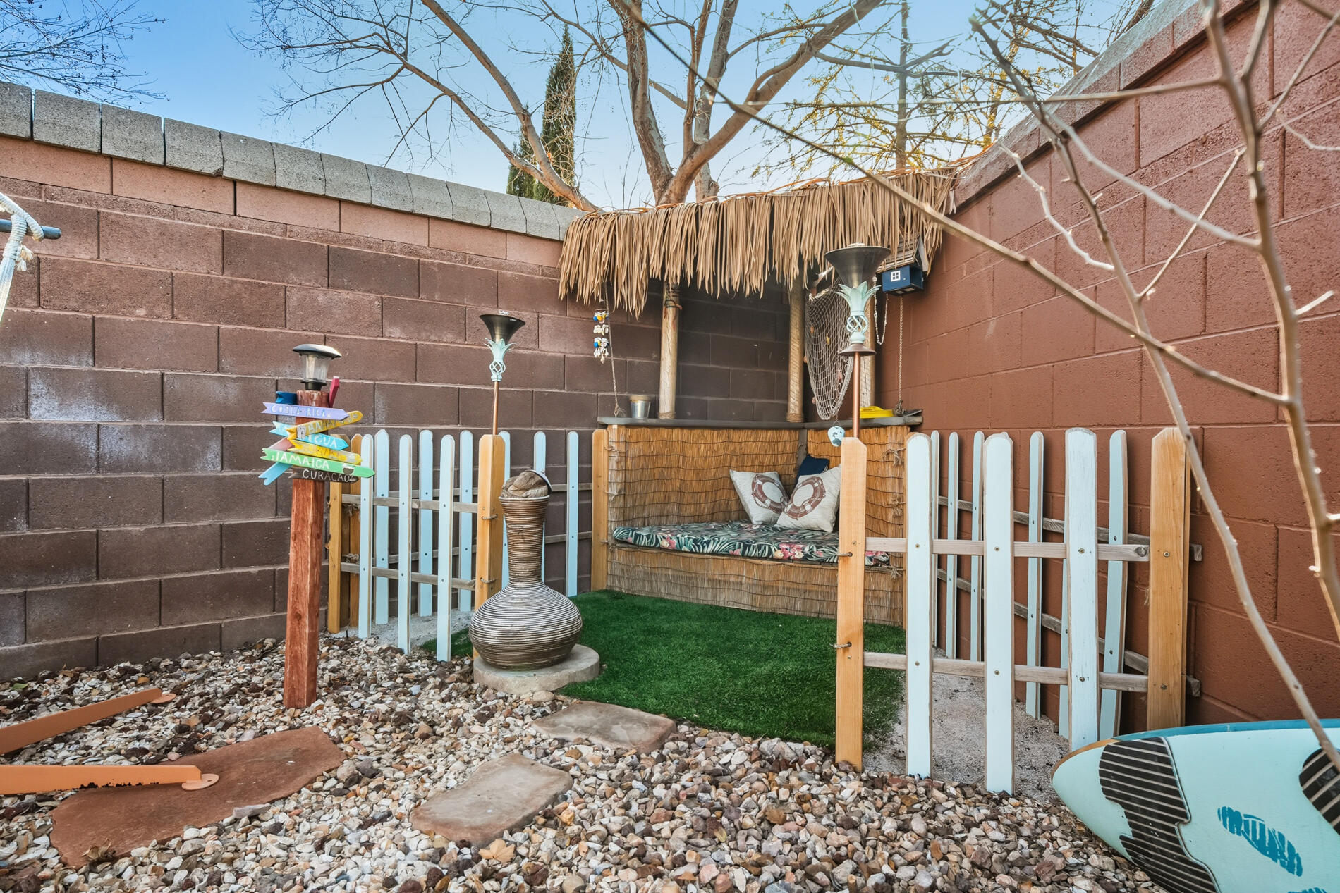 ROYAL OAKS - Residential