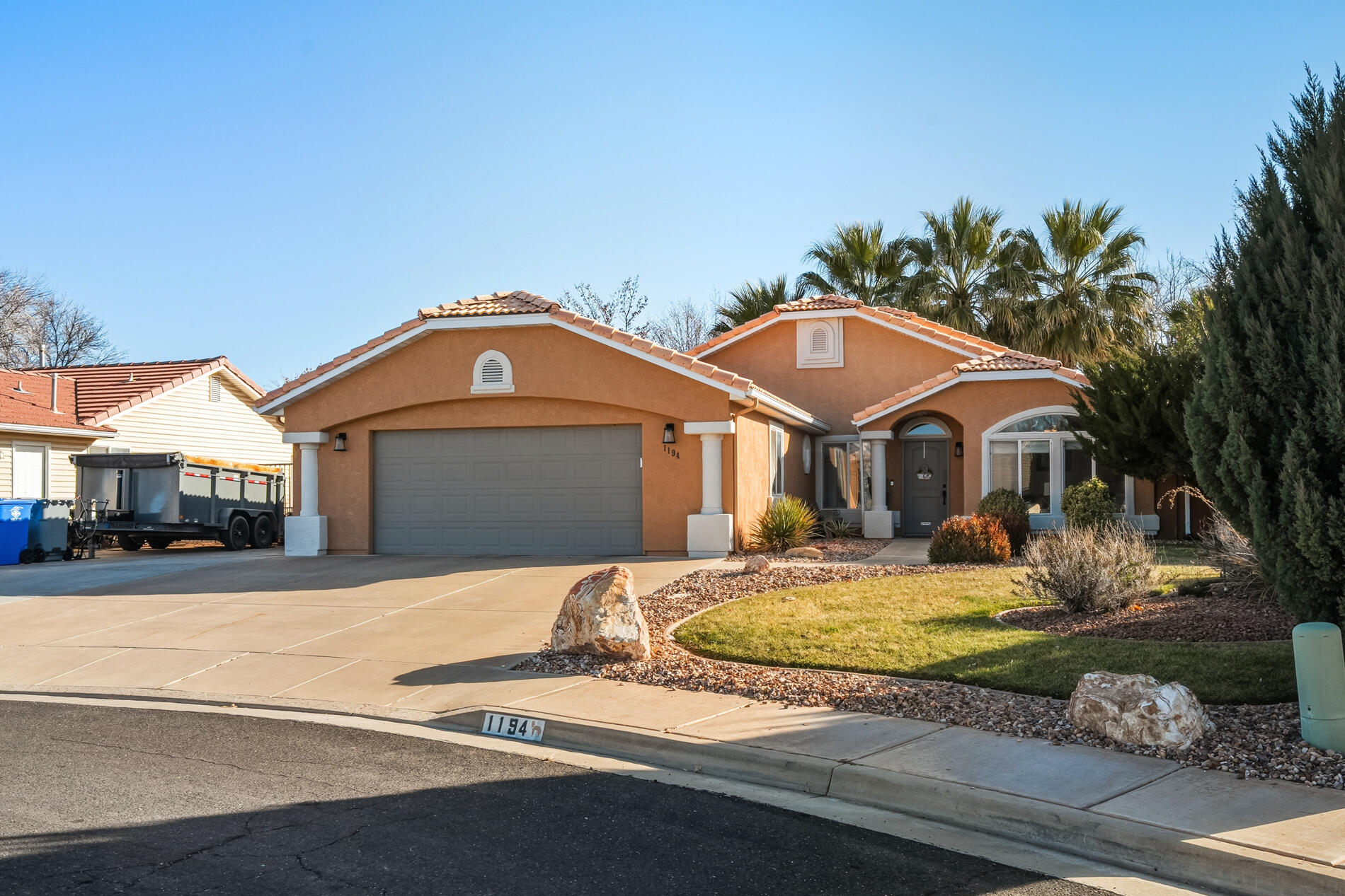 ROYAL OAKS - Residential