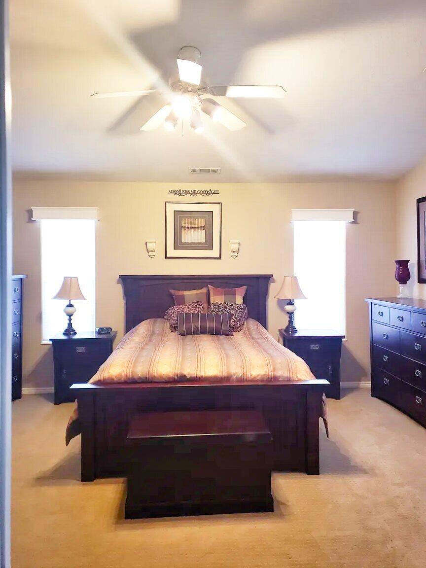 ROYAL OAKS - Residential