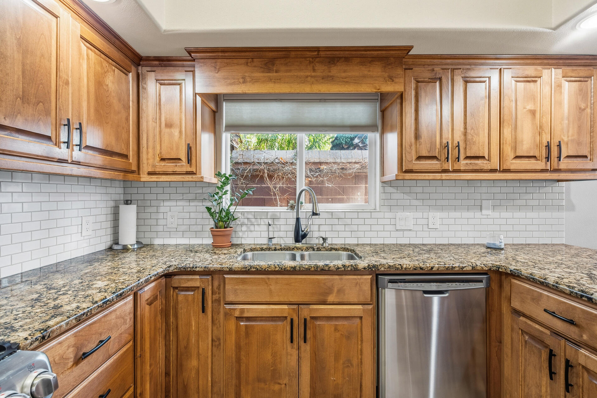 ROYAL OAKS - Residential